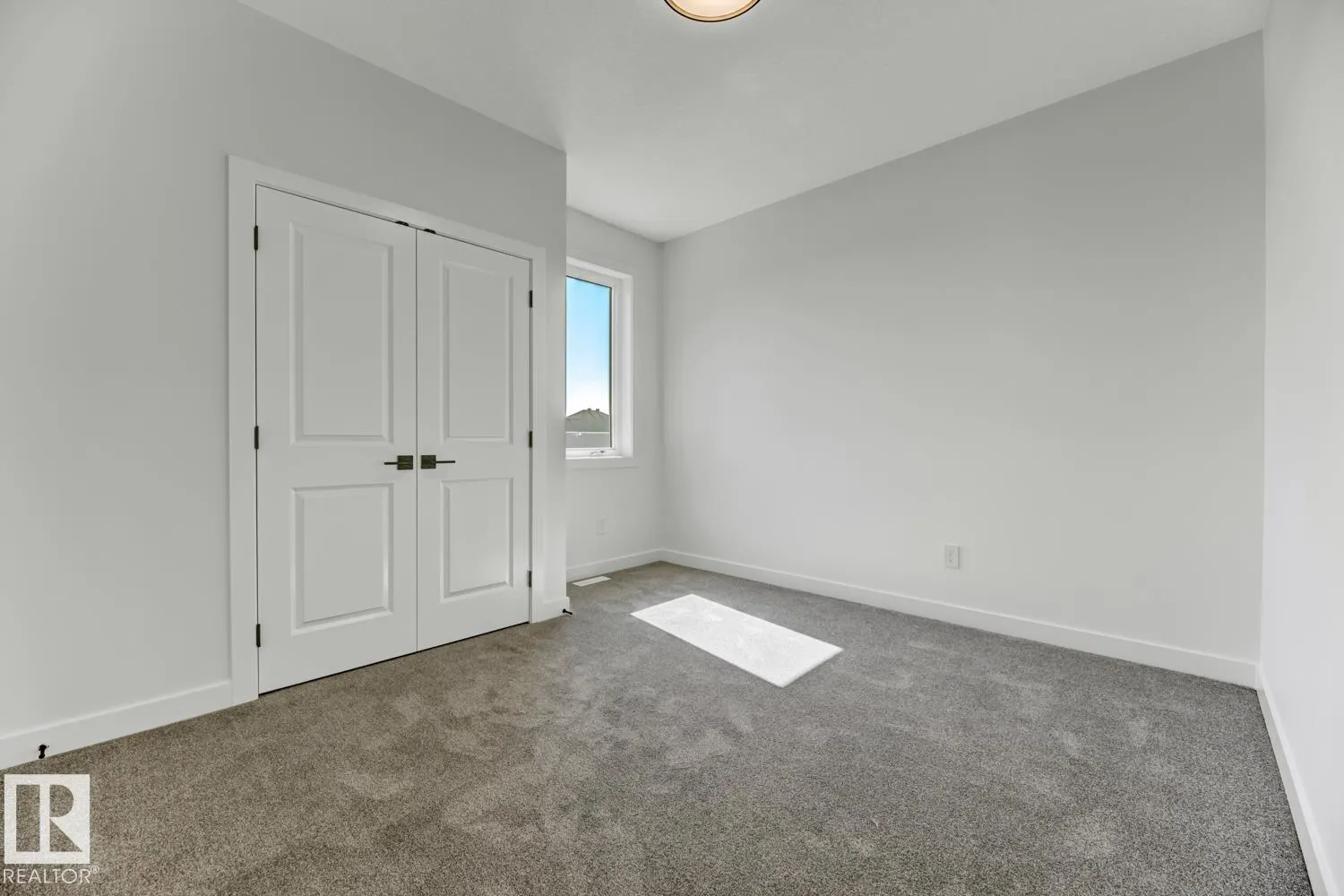 174 Caledon Crescent