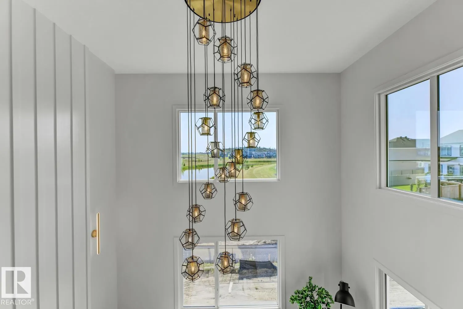 174 Caledon Crescent