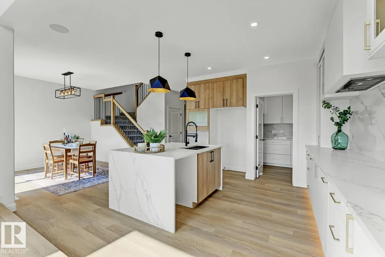 174 Caledon Crescent