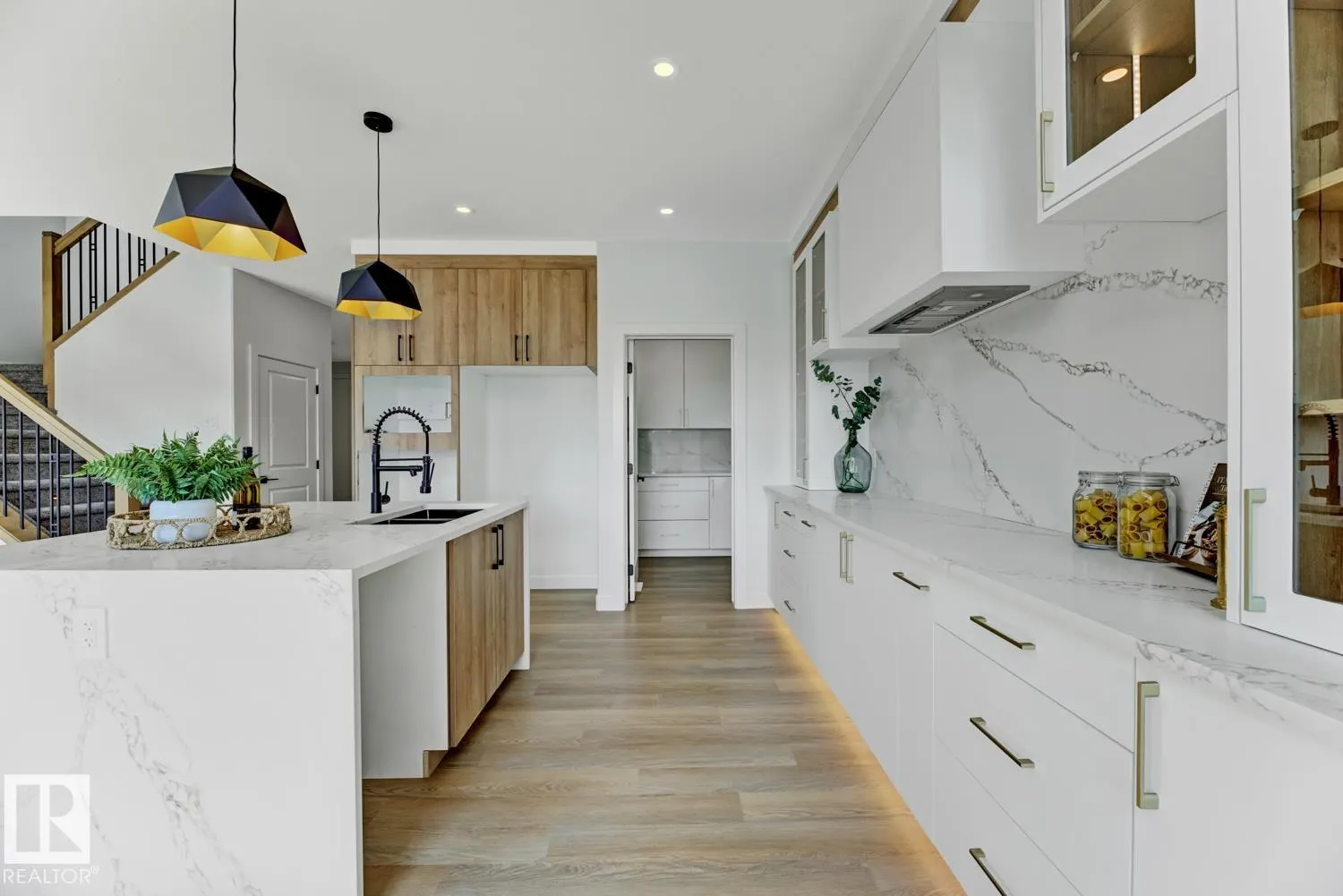 174 Caledon Crescent