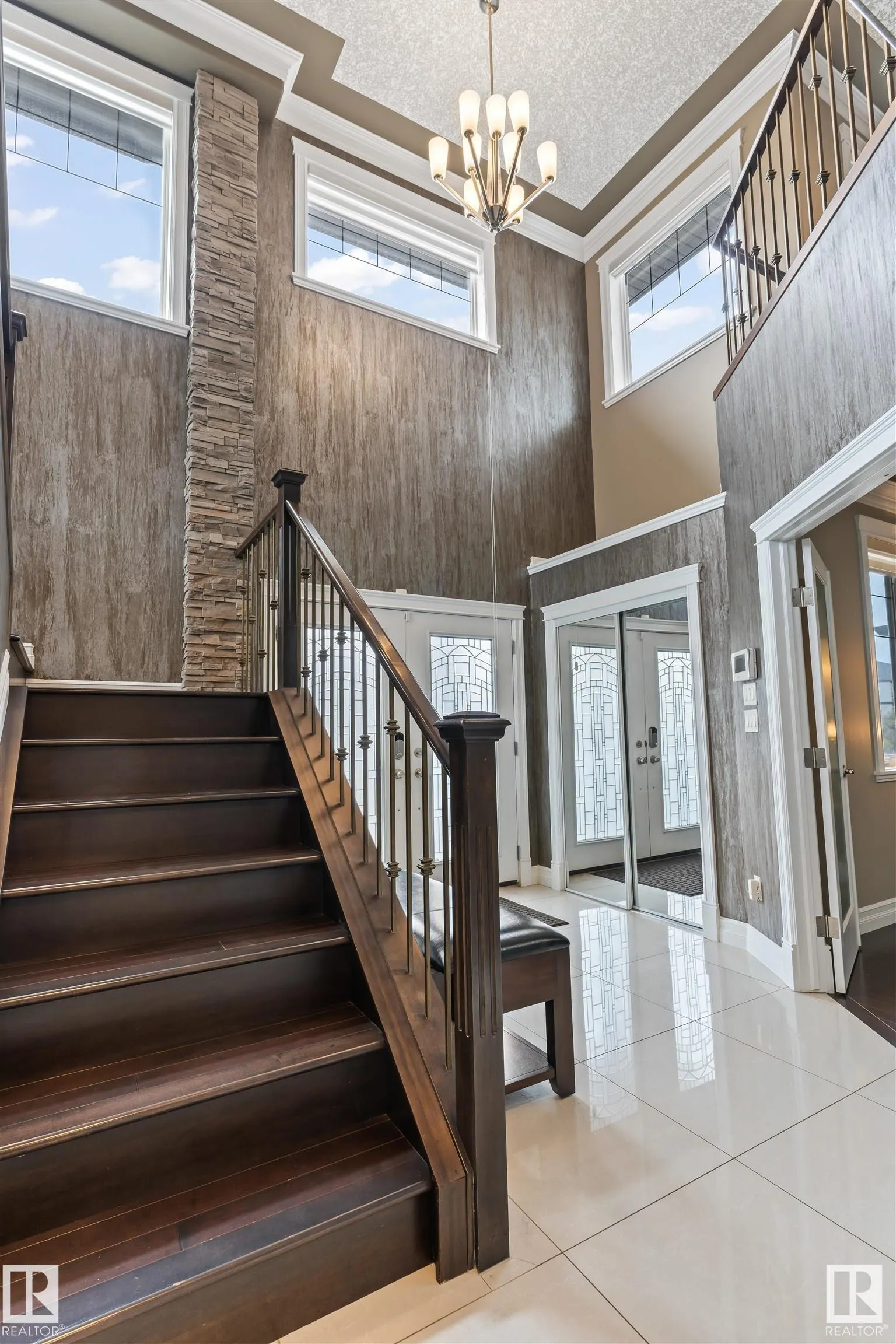 1254 ADAMSON Drive