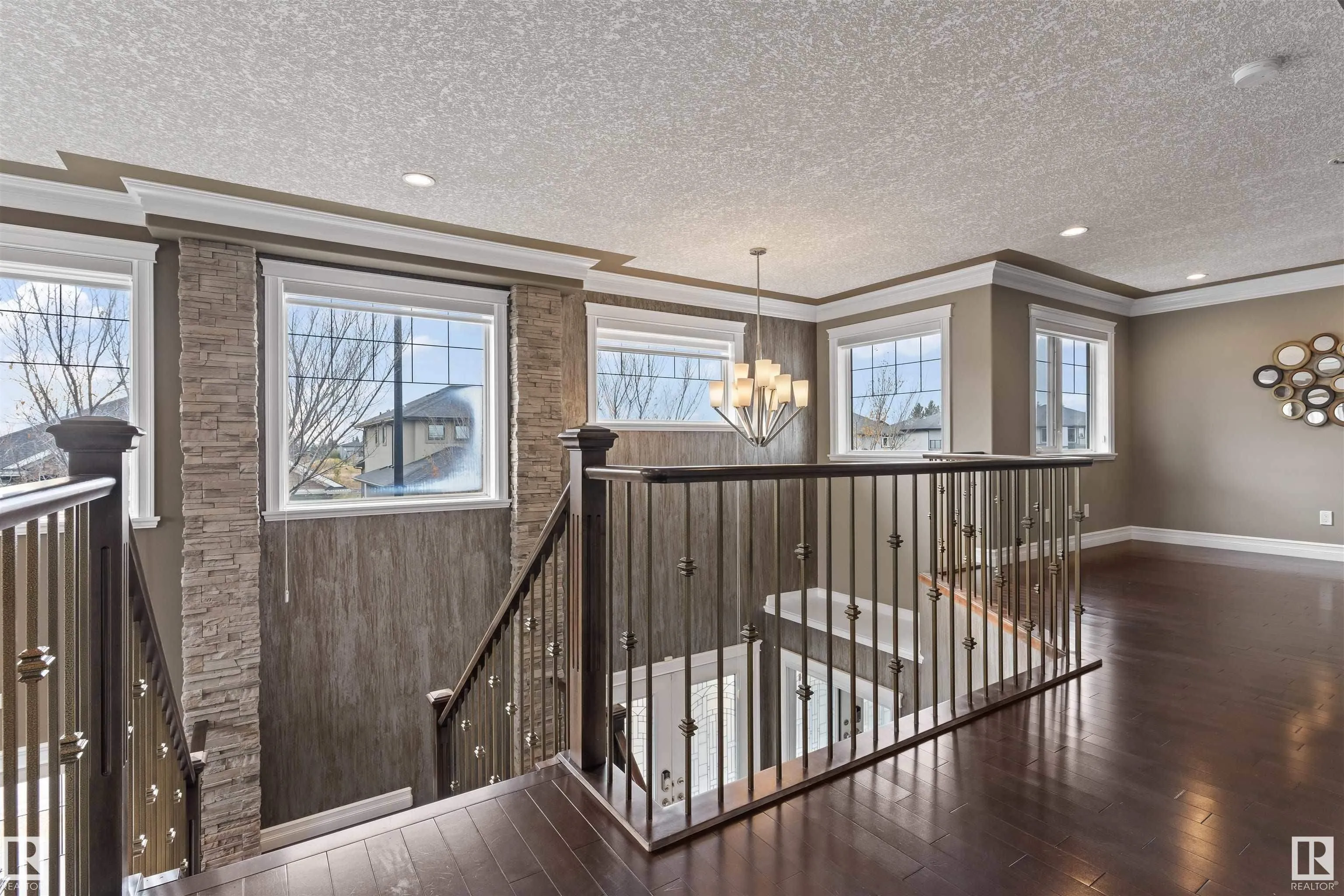 1254 ADAMSON Drive