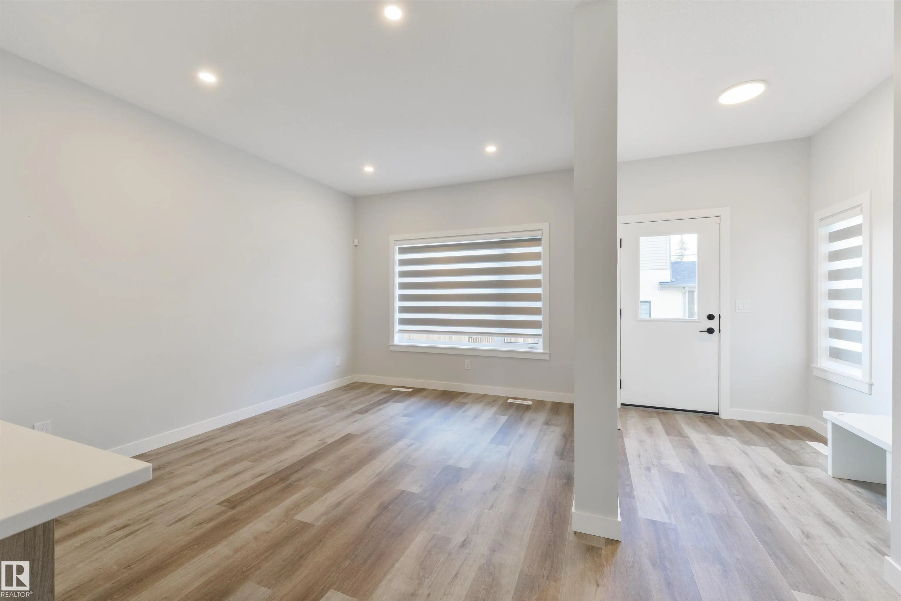 8311 & 8313 76 Avenue