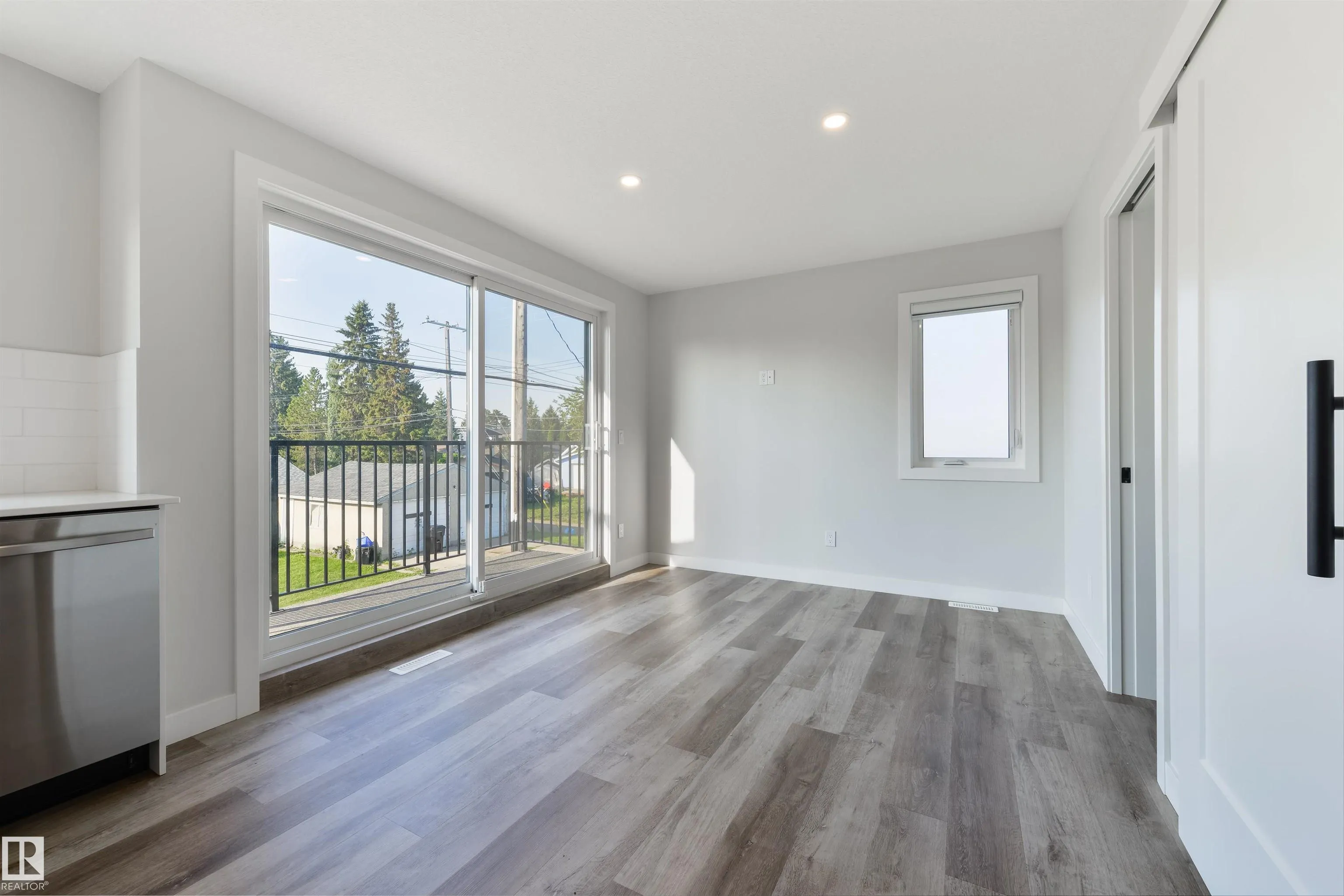 8311 & 8313 76 Avenue