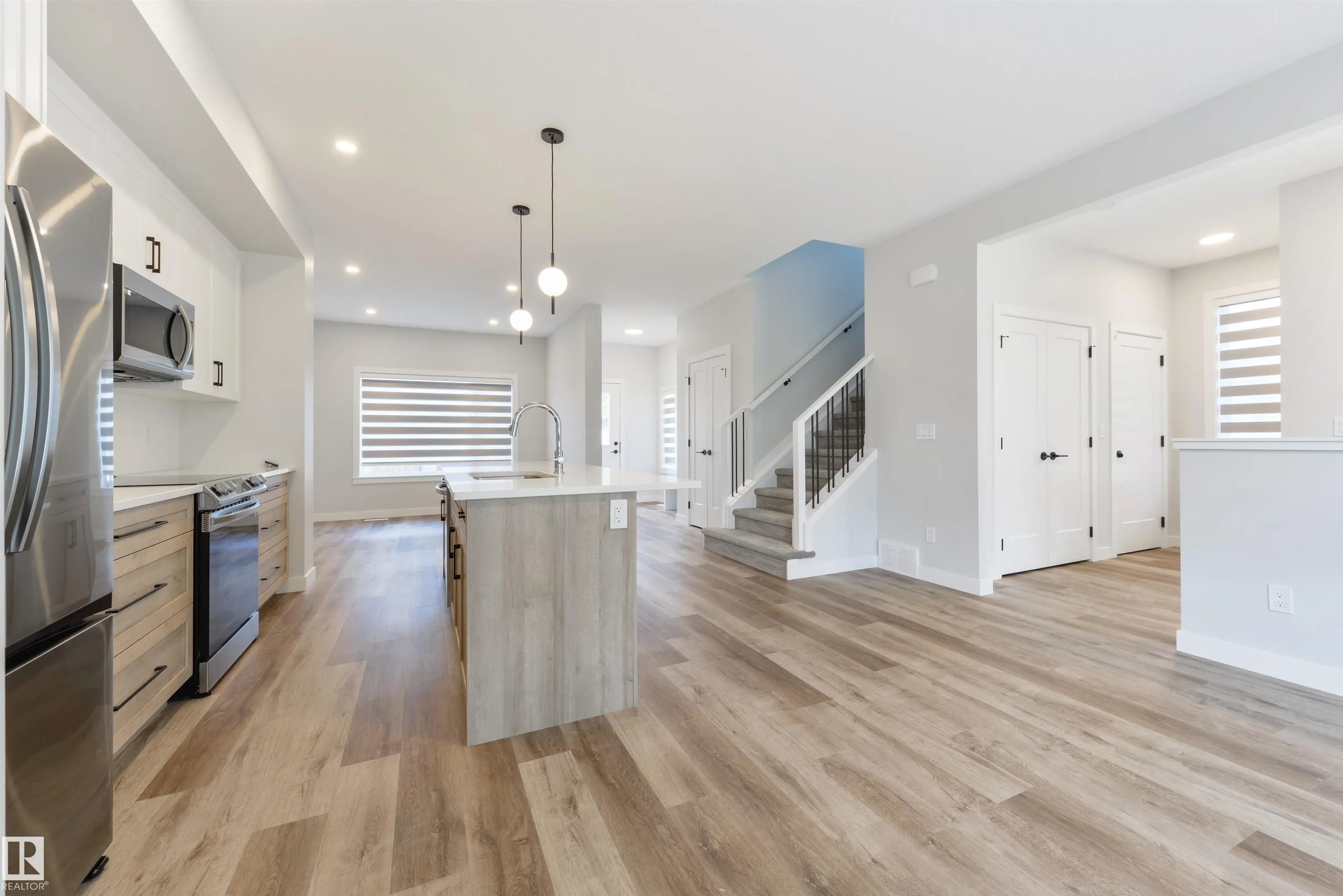8311 & 8313 76 Avenue