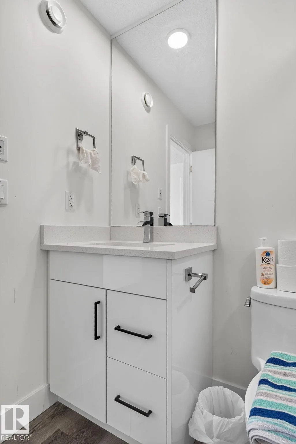583 GLENRIDDING RAVINE Drive