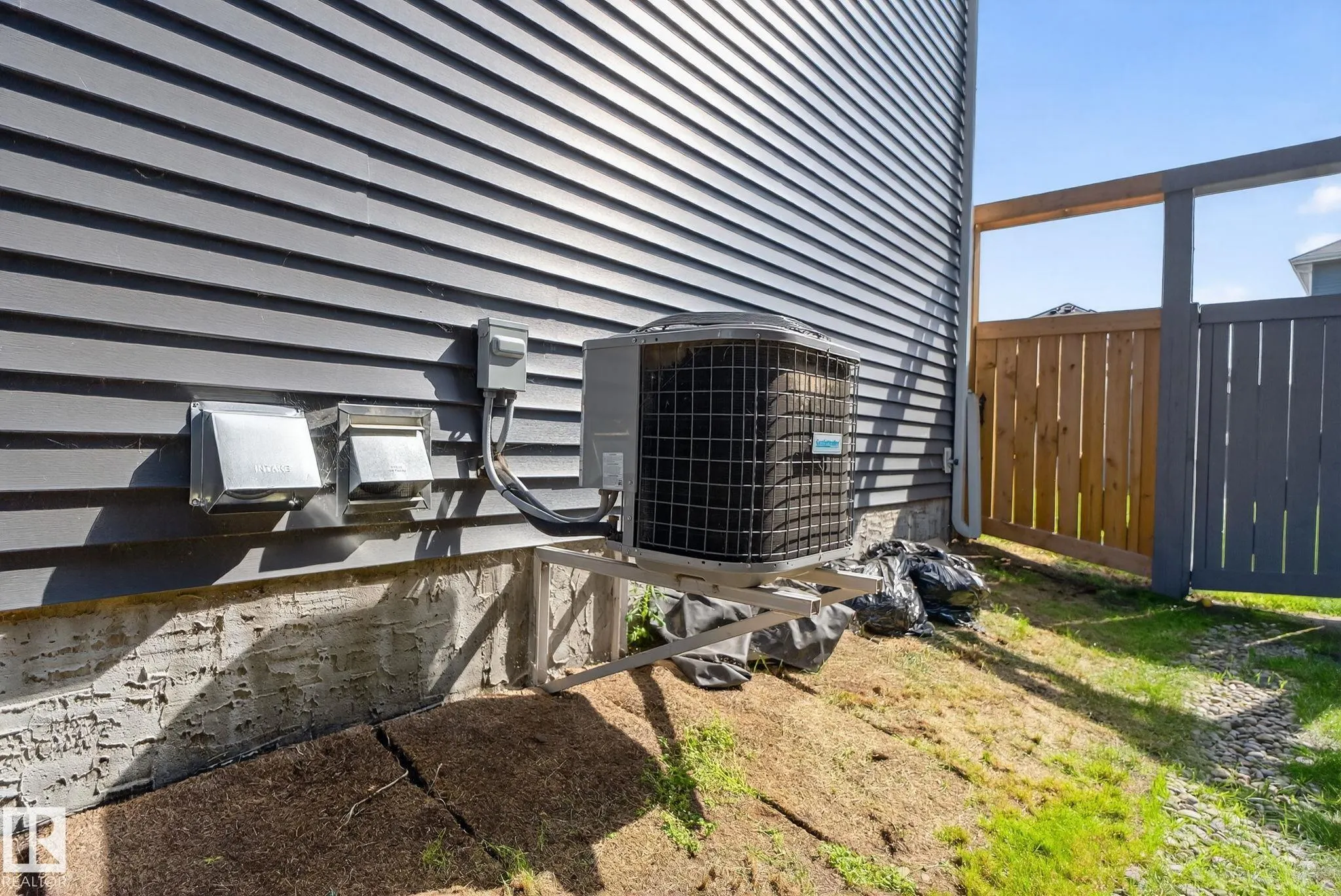 583 GLENRIDDING RAVINE Drive