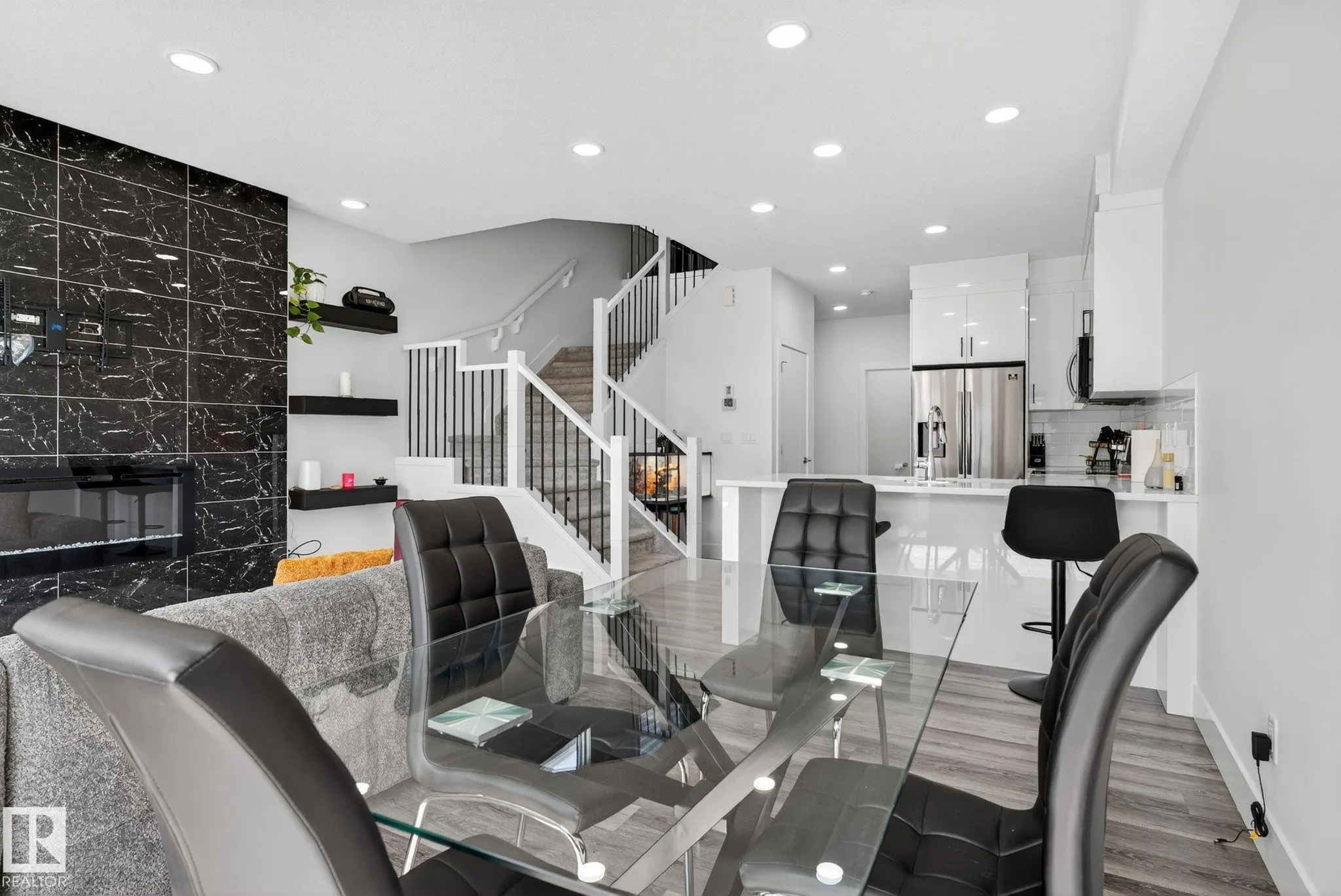 583 GLENRIDDING RAVINE Drive