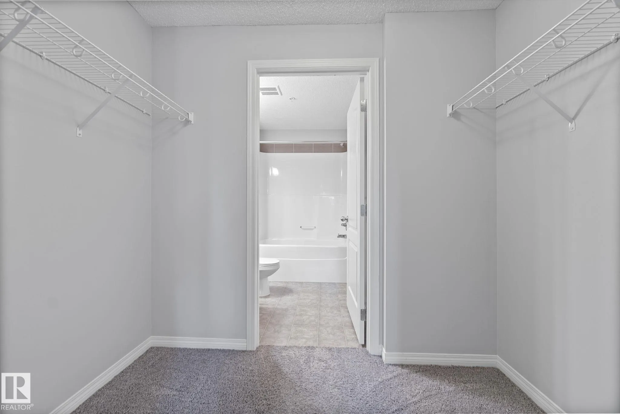1520 HAMMOND GATE Gate