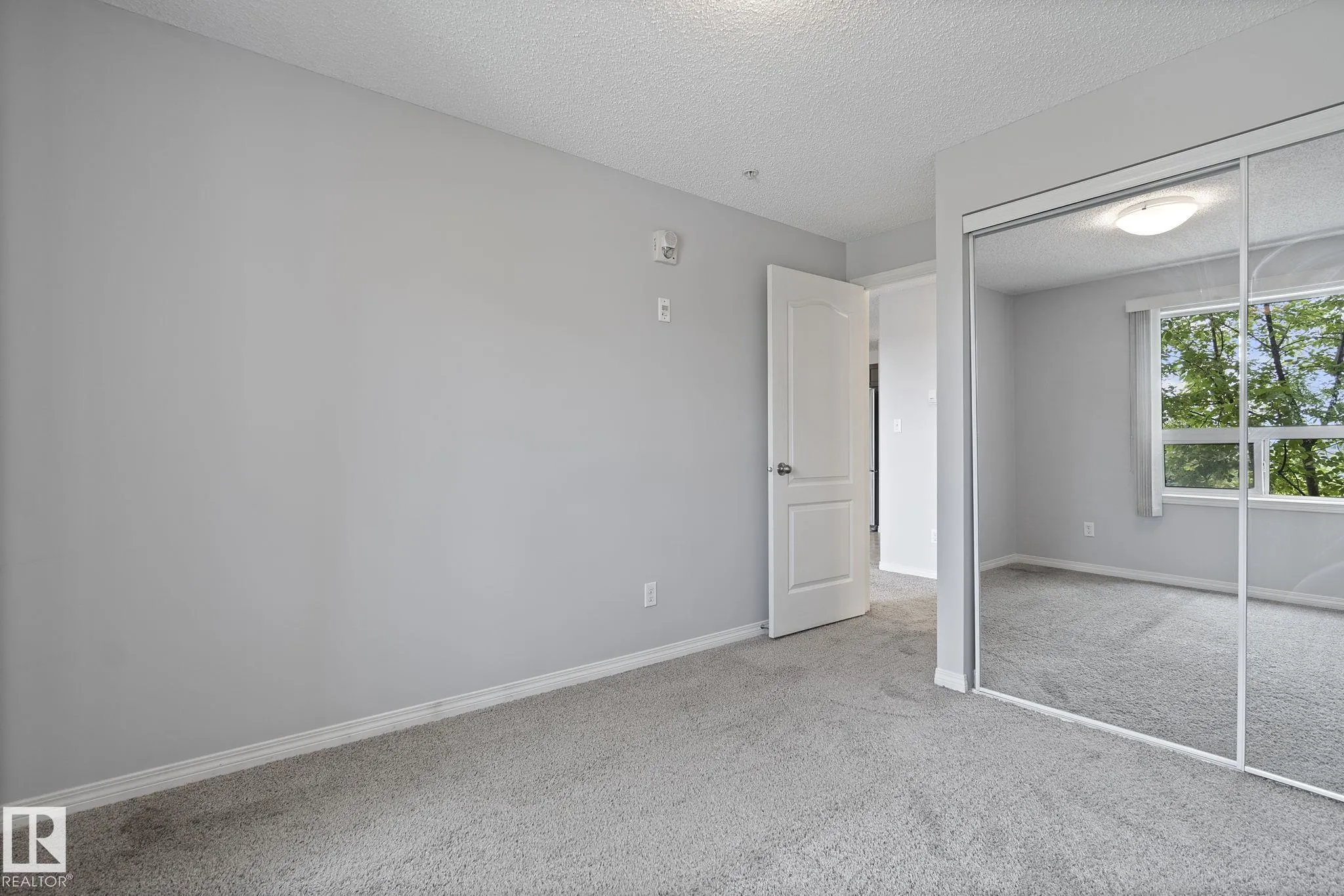1520 HAMMOND GATE Gate