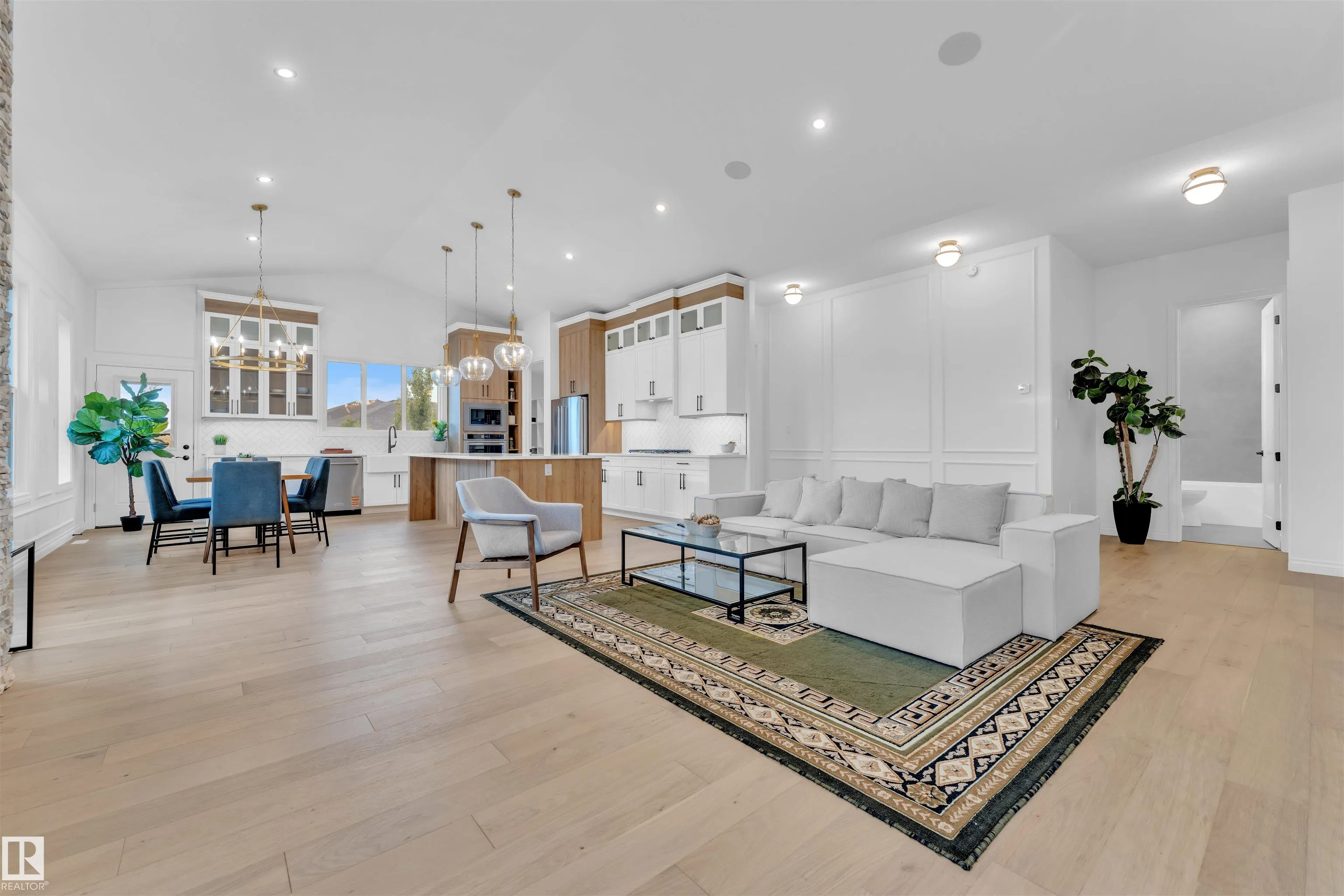 30 AVONLEA Way