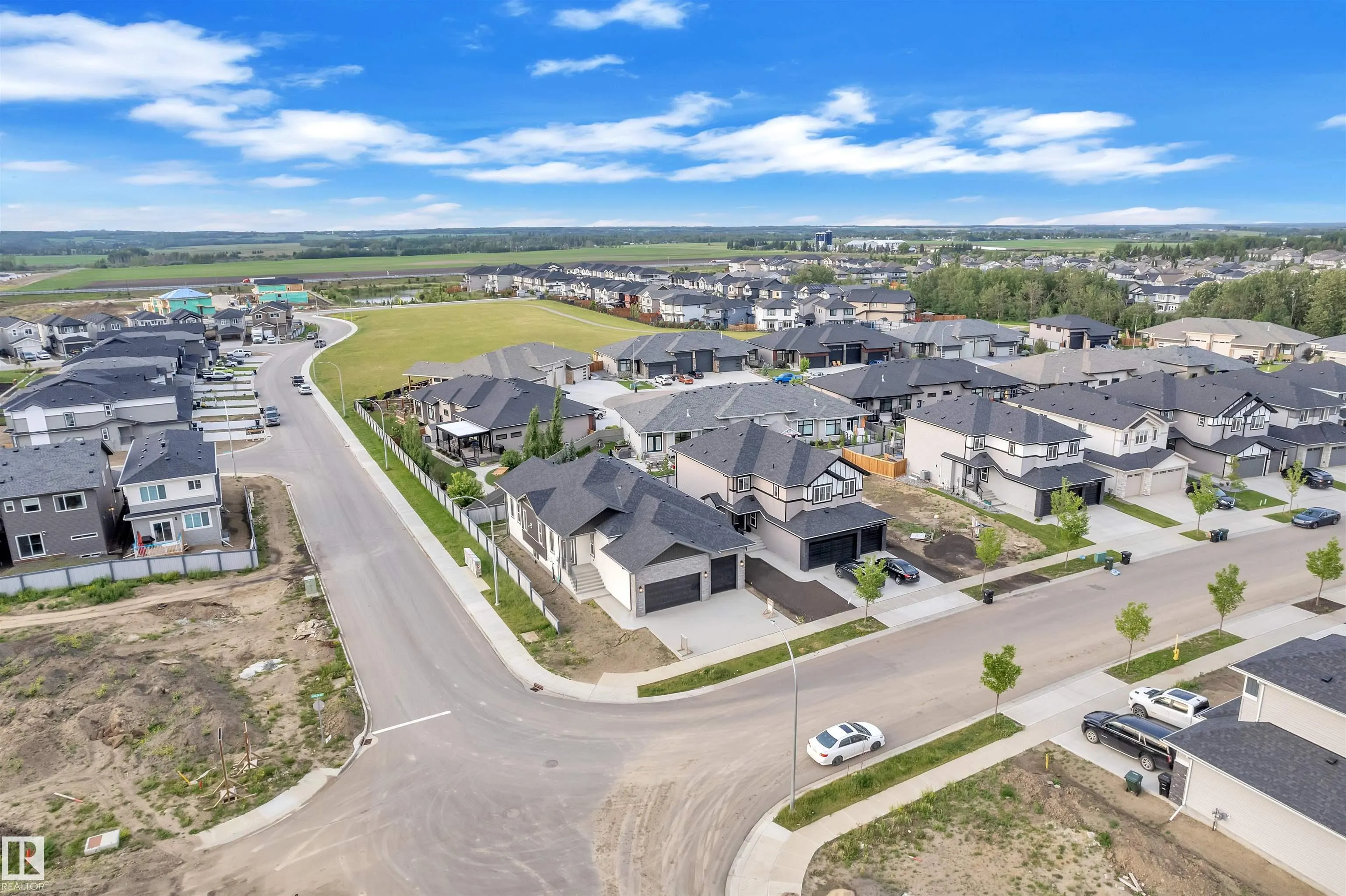 30 AVONLEA Way