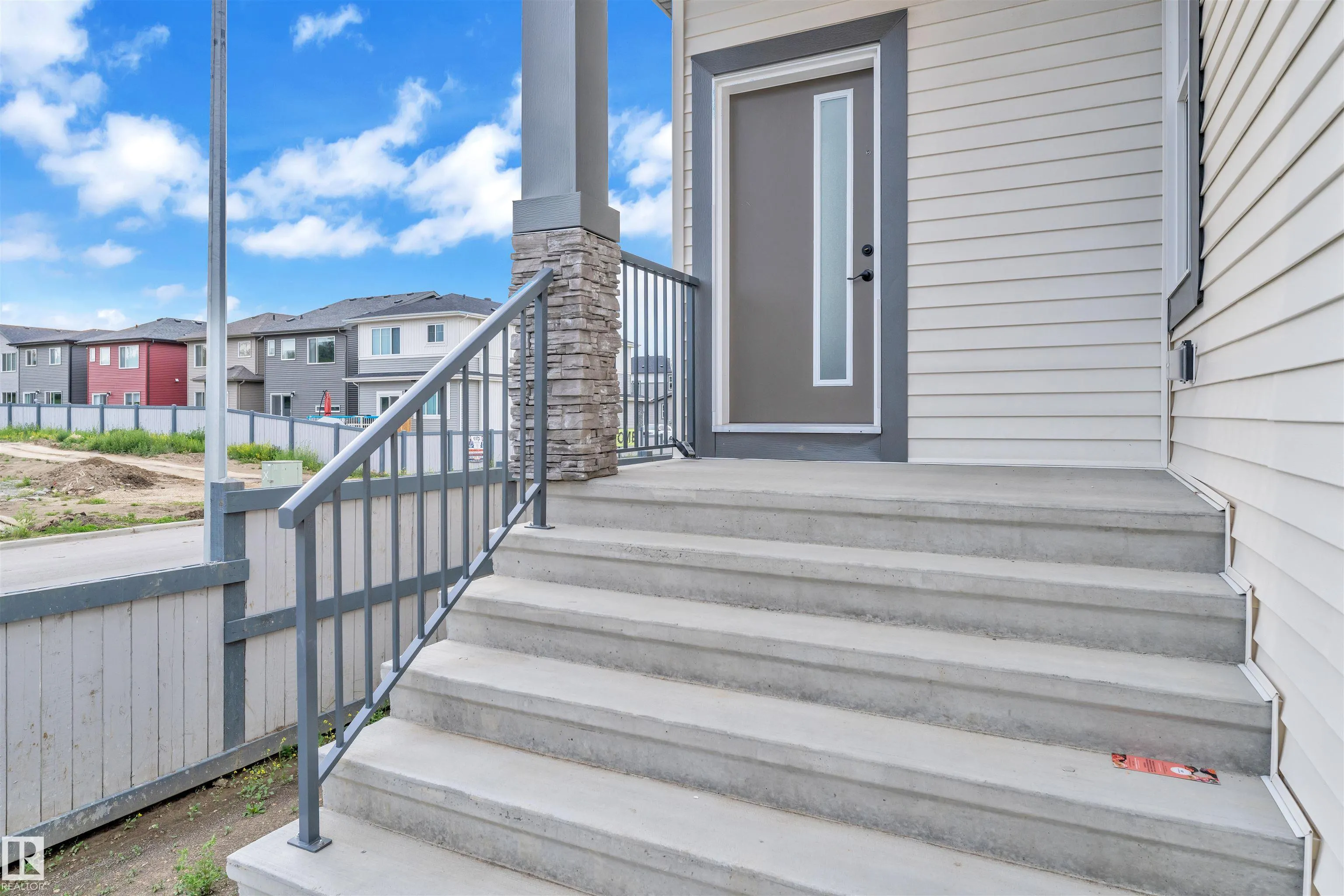 30 AVONLEA Way