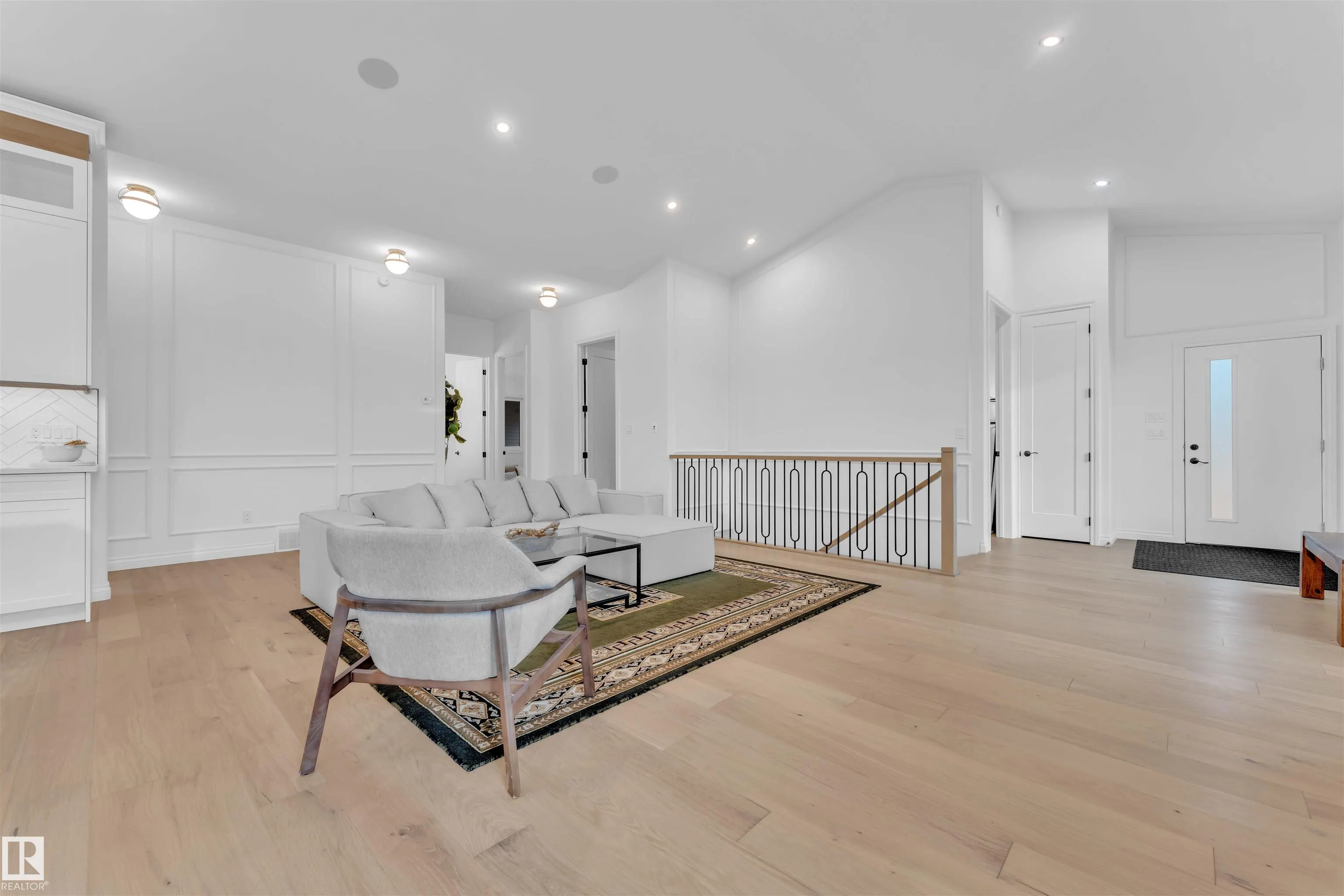 30 AVONLEA Way