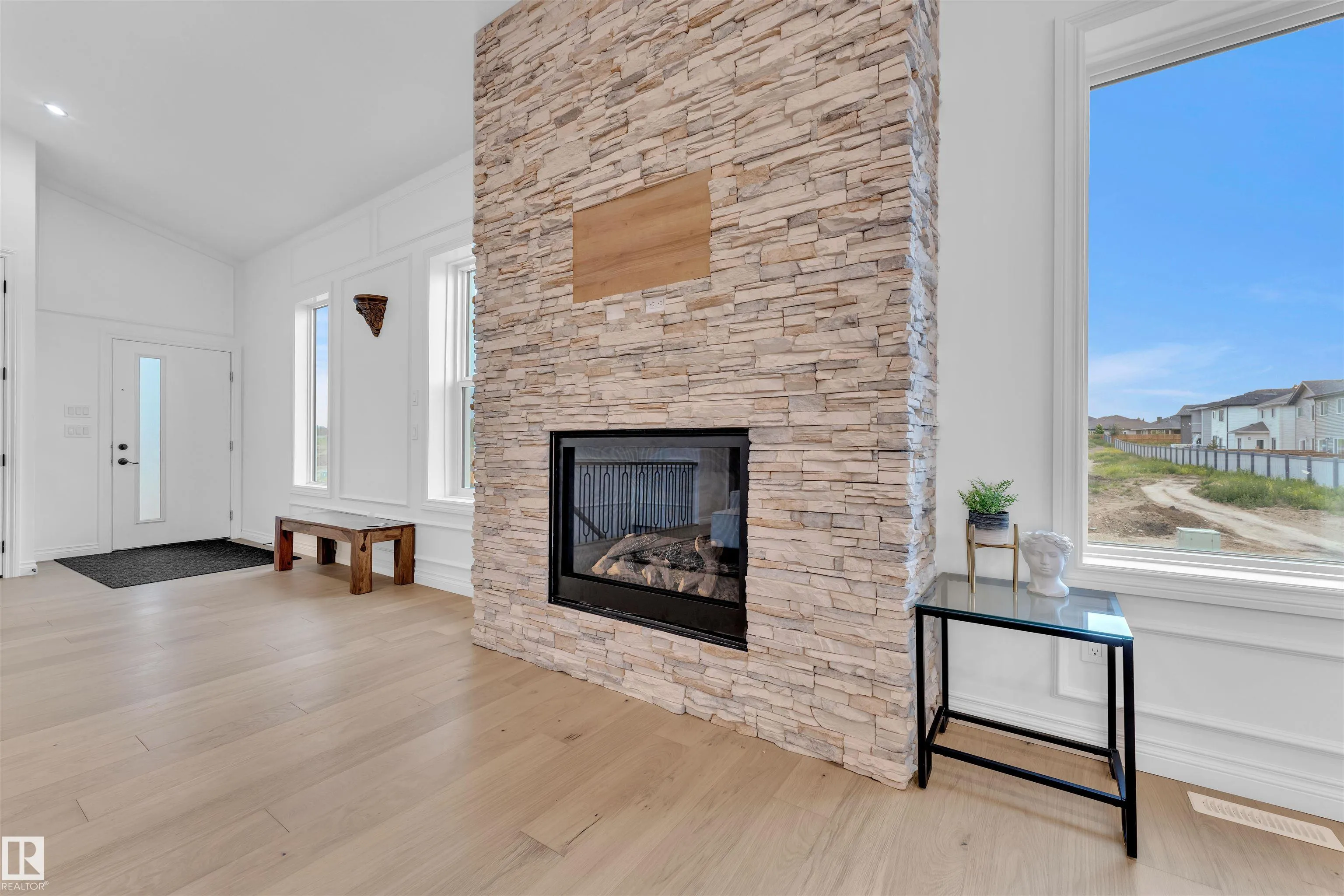 30 AVONLEA Way
