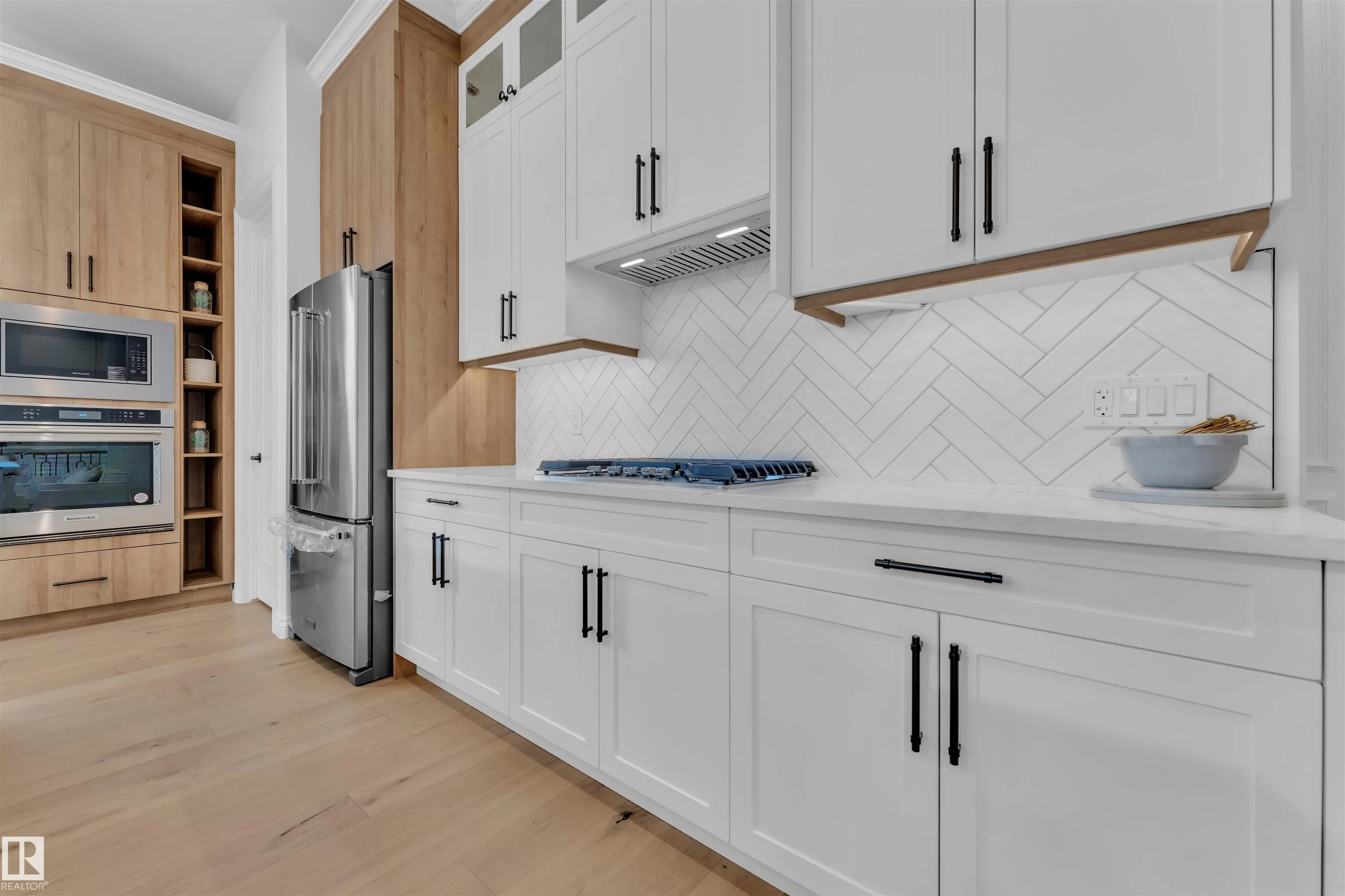 30 AVONLEA Way