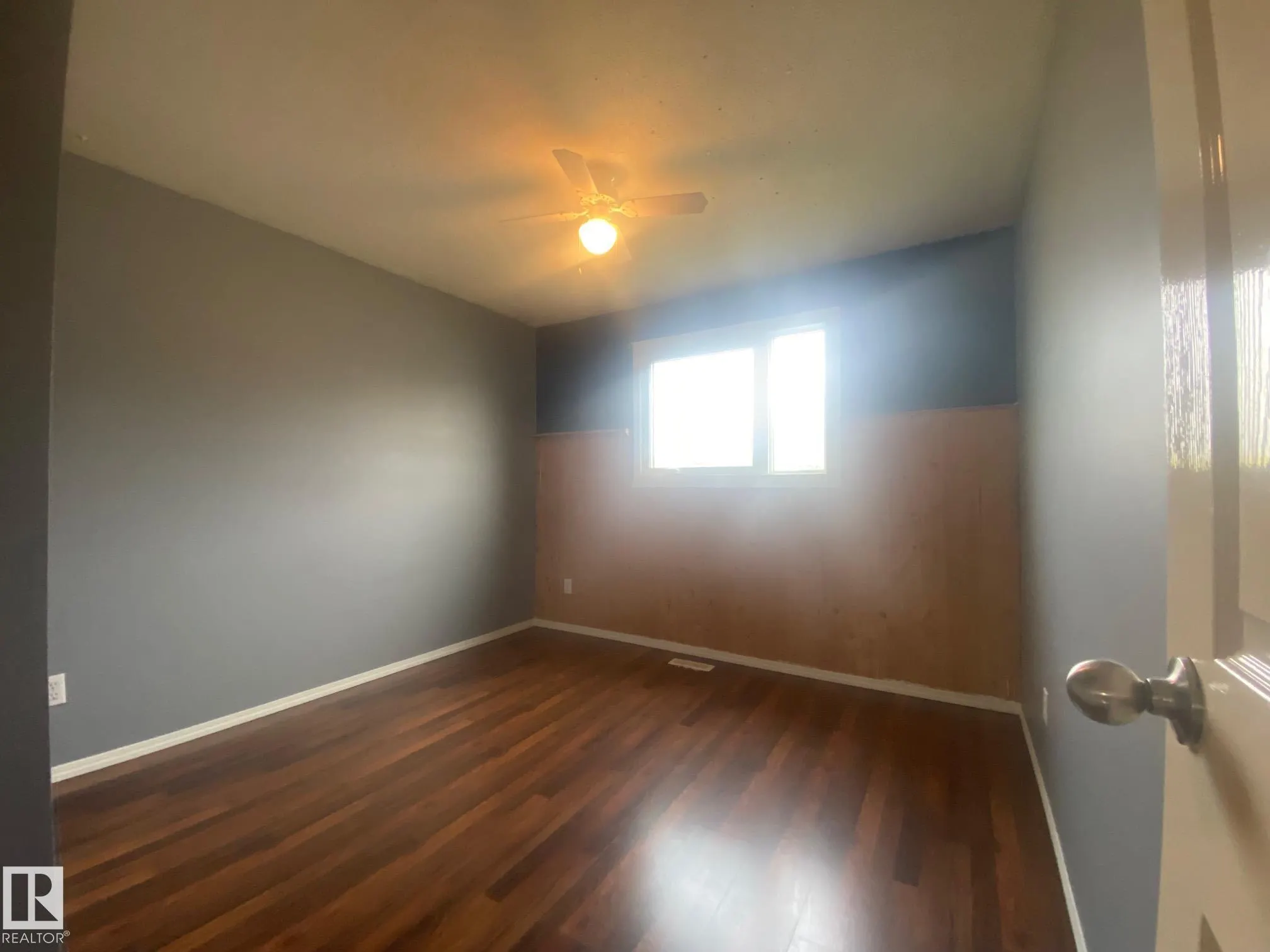 180 WILLOW Drive