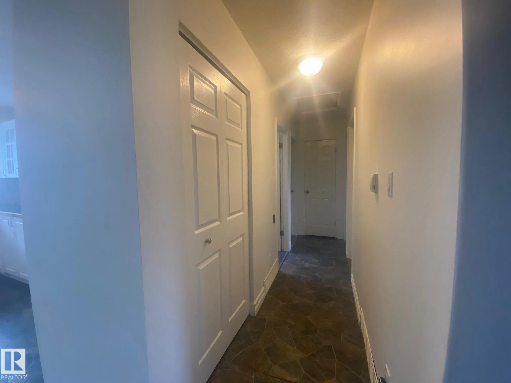 180 WILLOW Drive