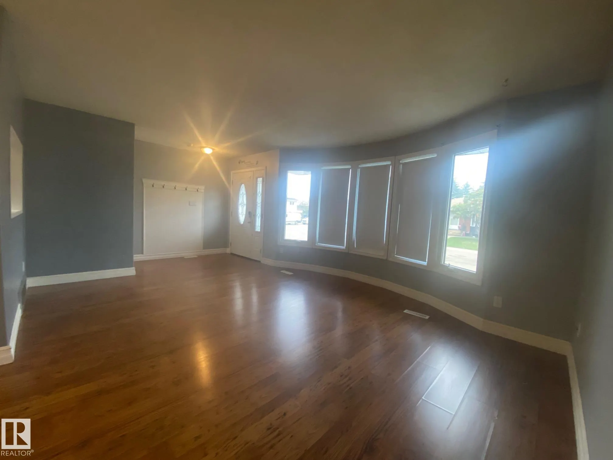 180 WILLOW Drive