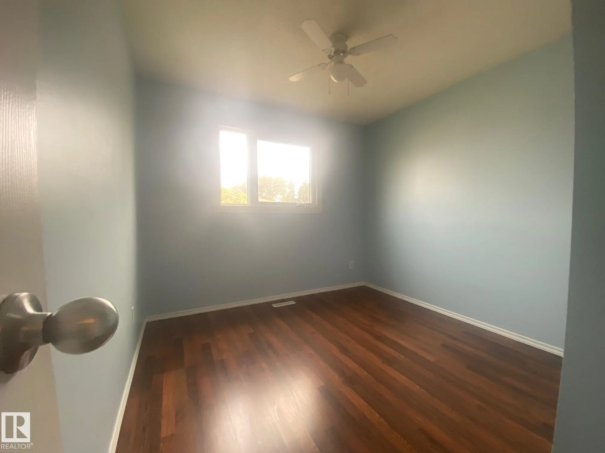 180 WILLOW Drive