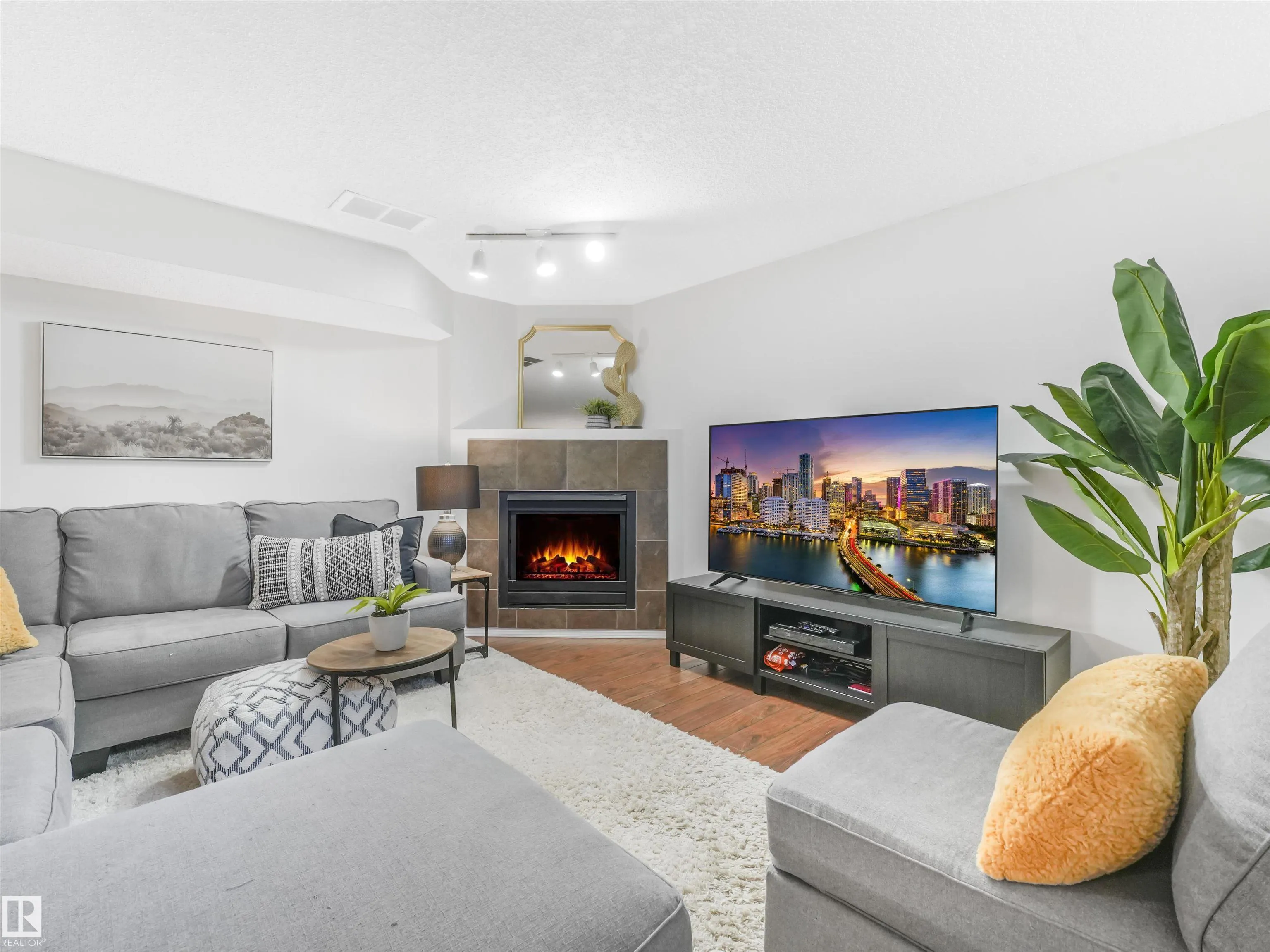 504 BYRNE Crescent