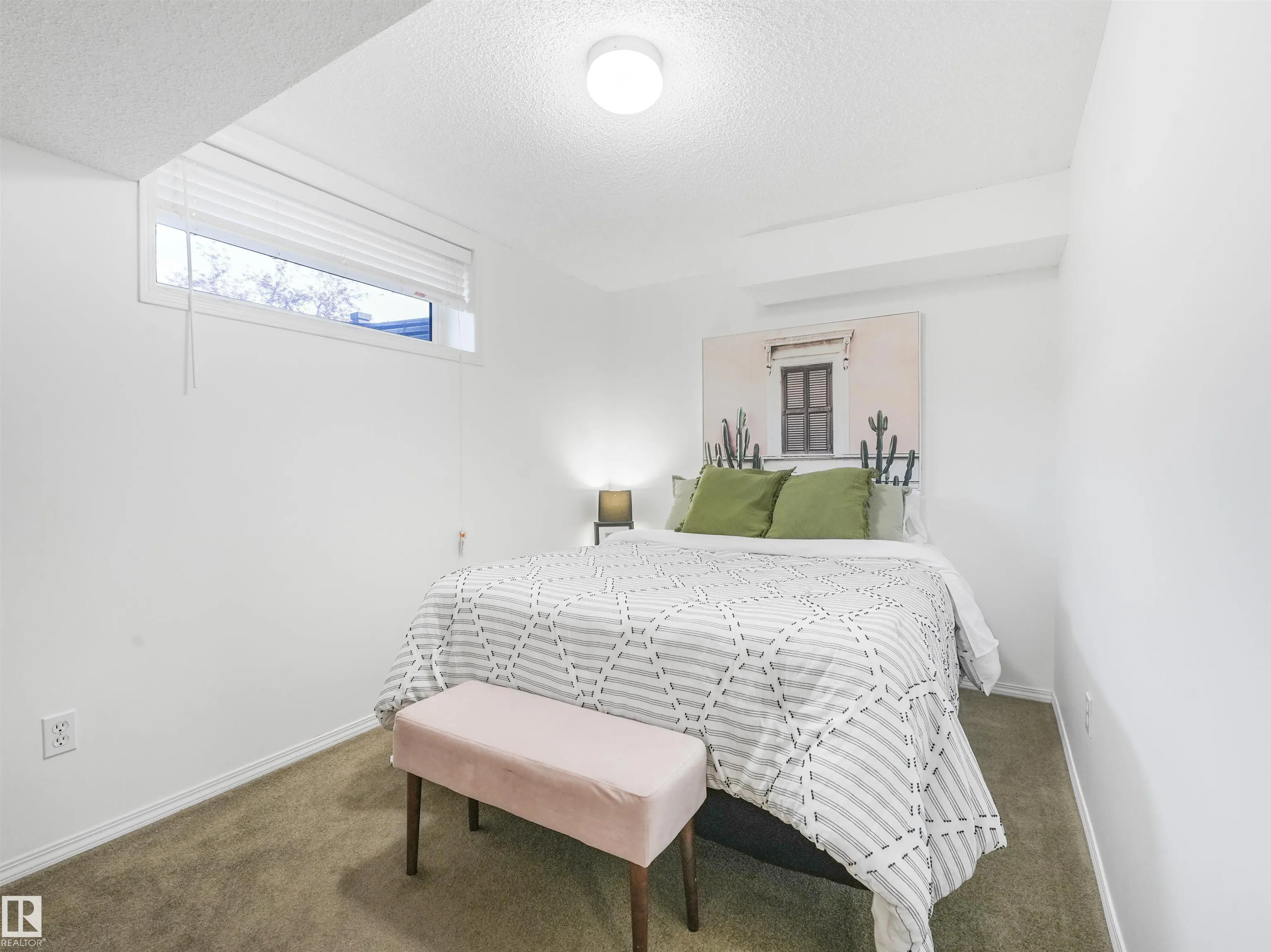 504 BYRNE Crescent