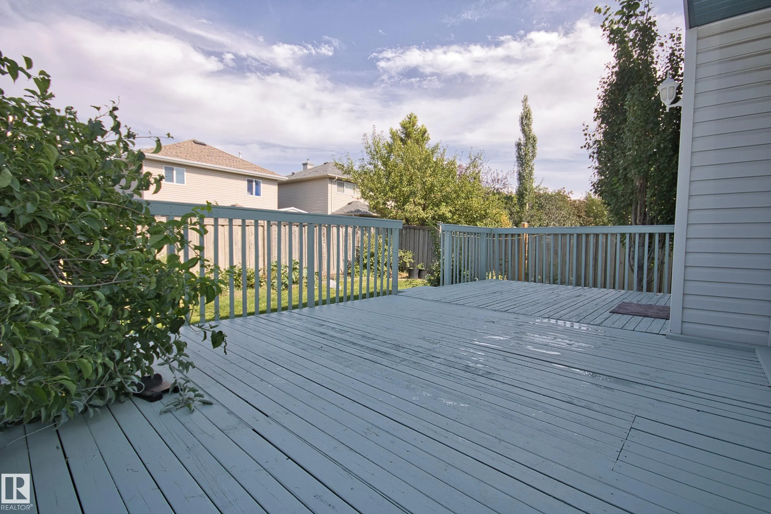 3327 MCPHADDEN Close