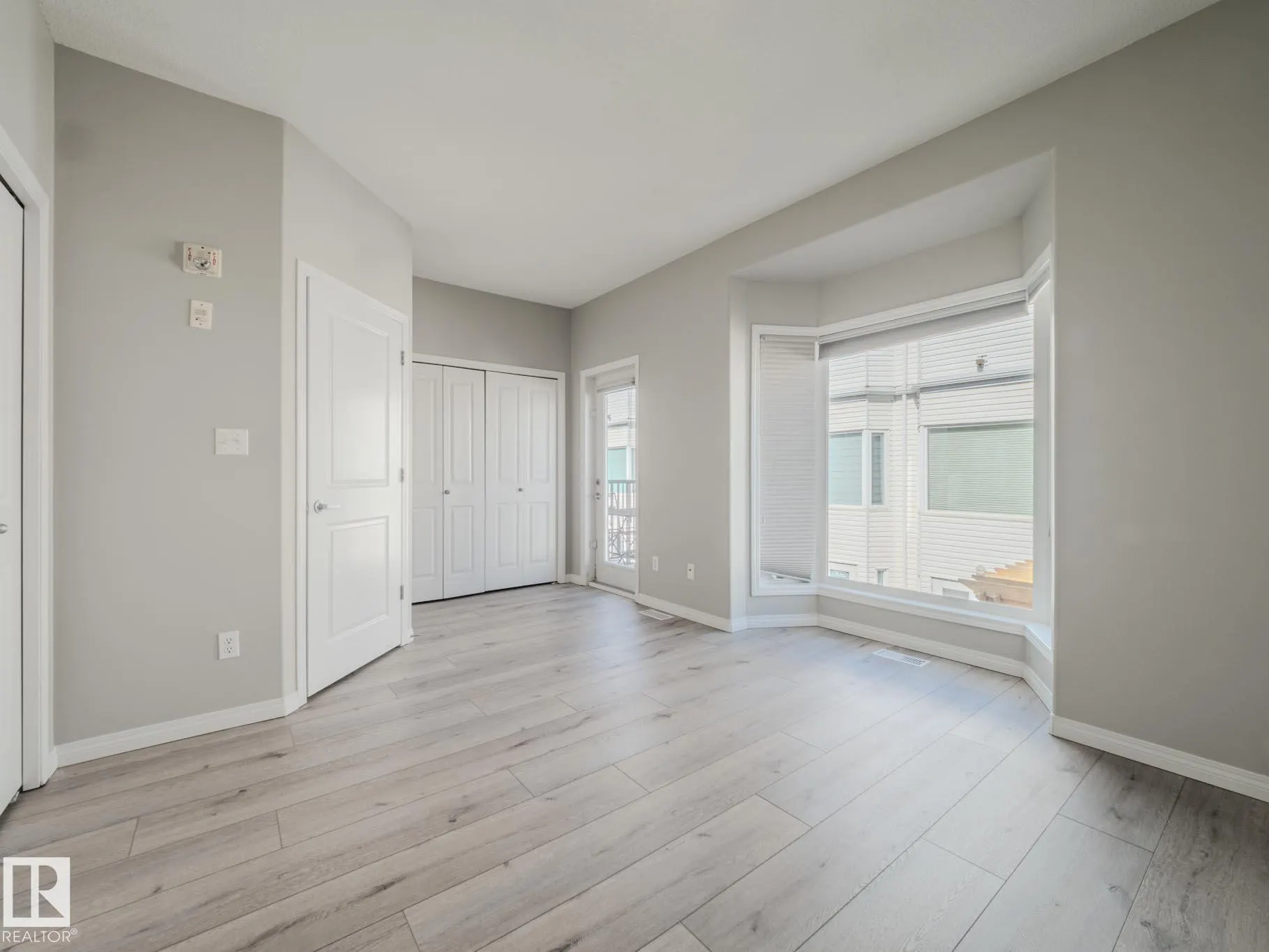 9767 93 Street