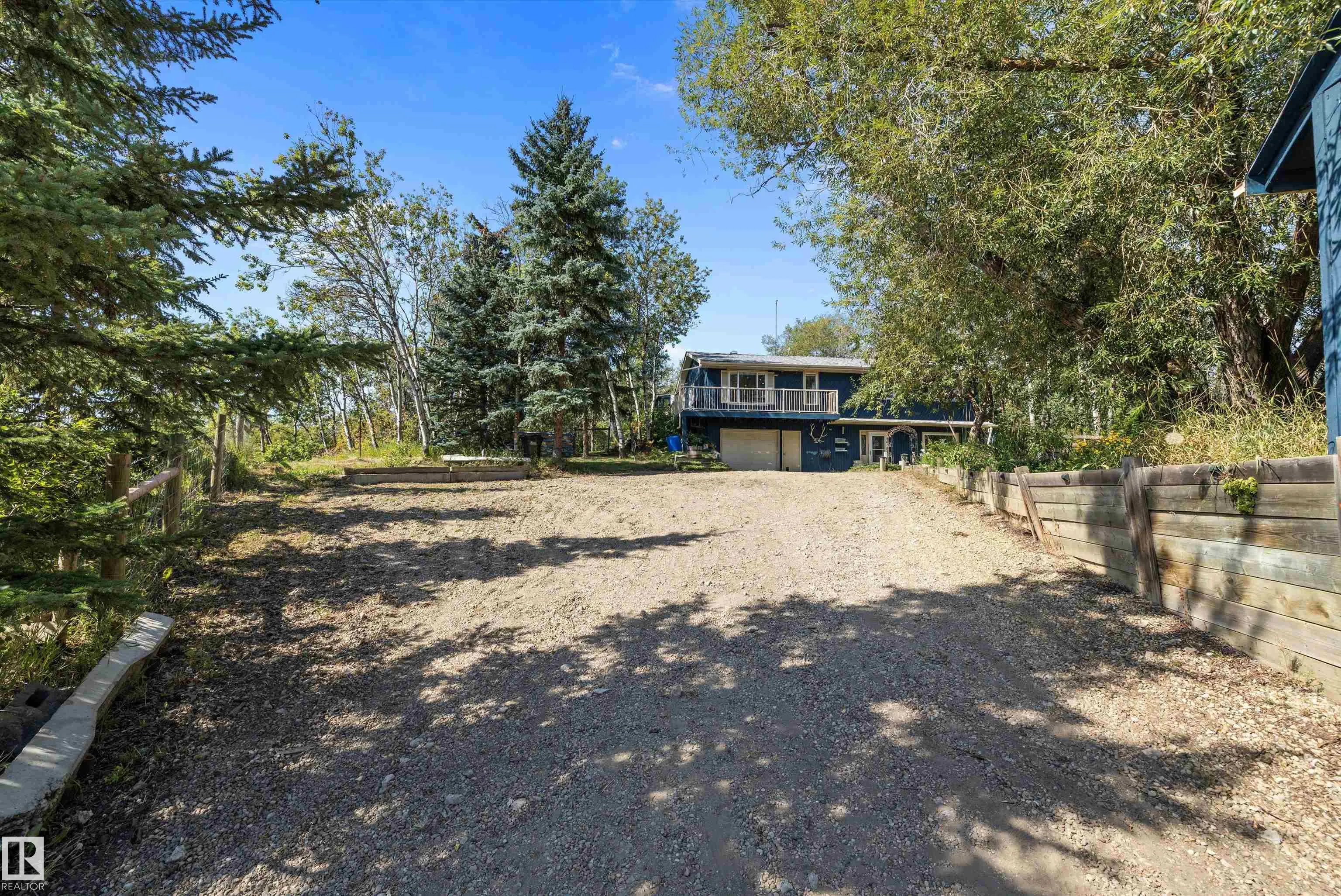 52010 RGE ROAD 233
