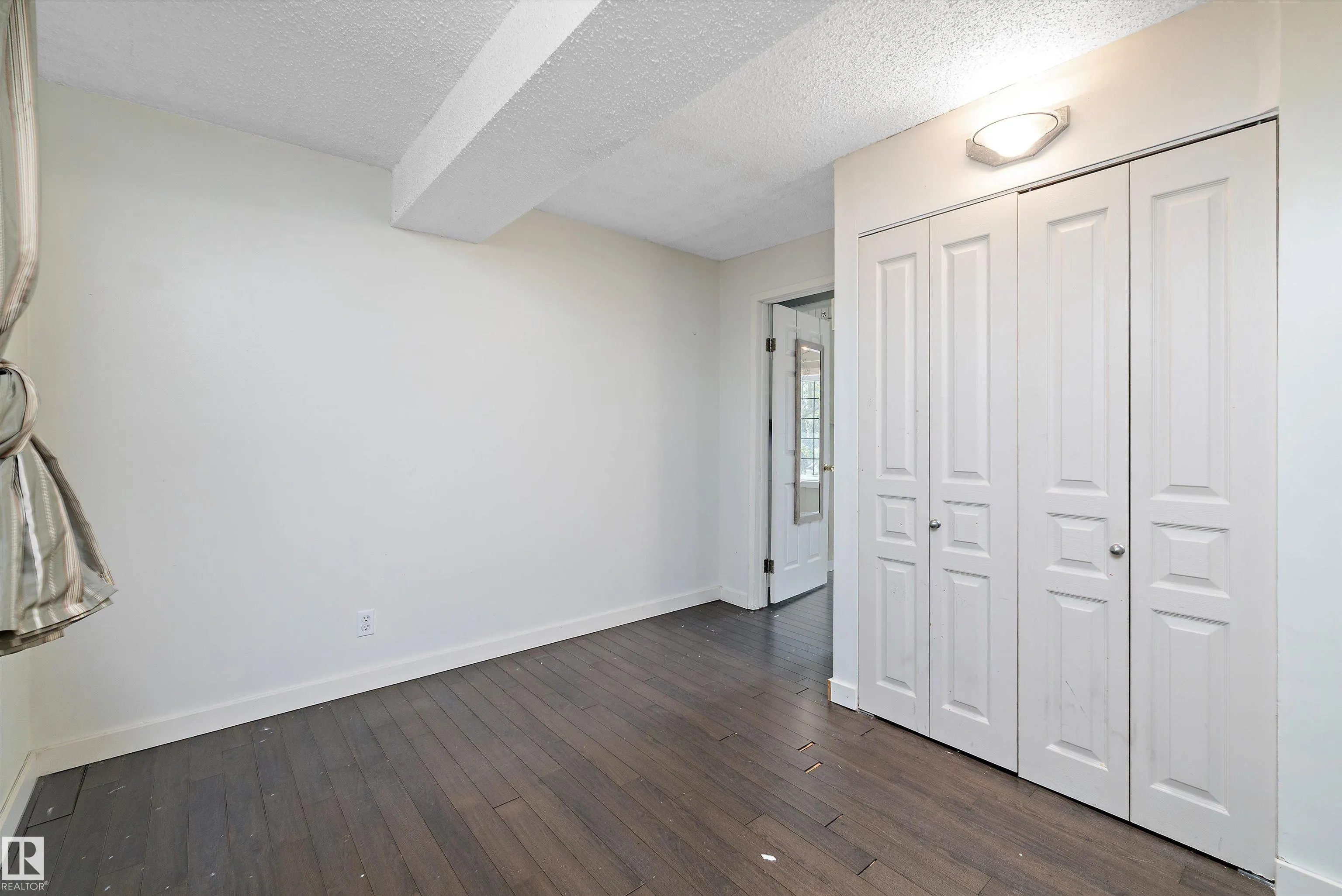 52010 RGE ROAD 233