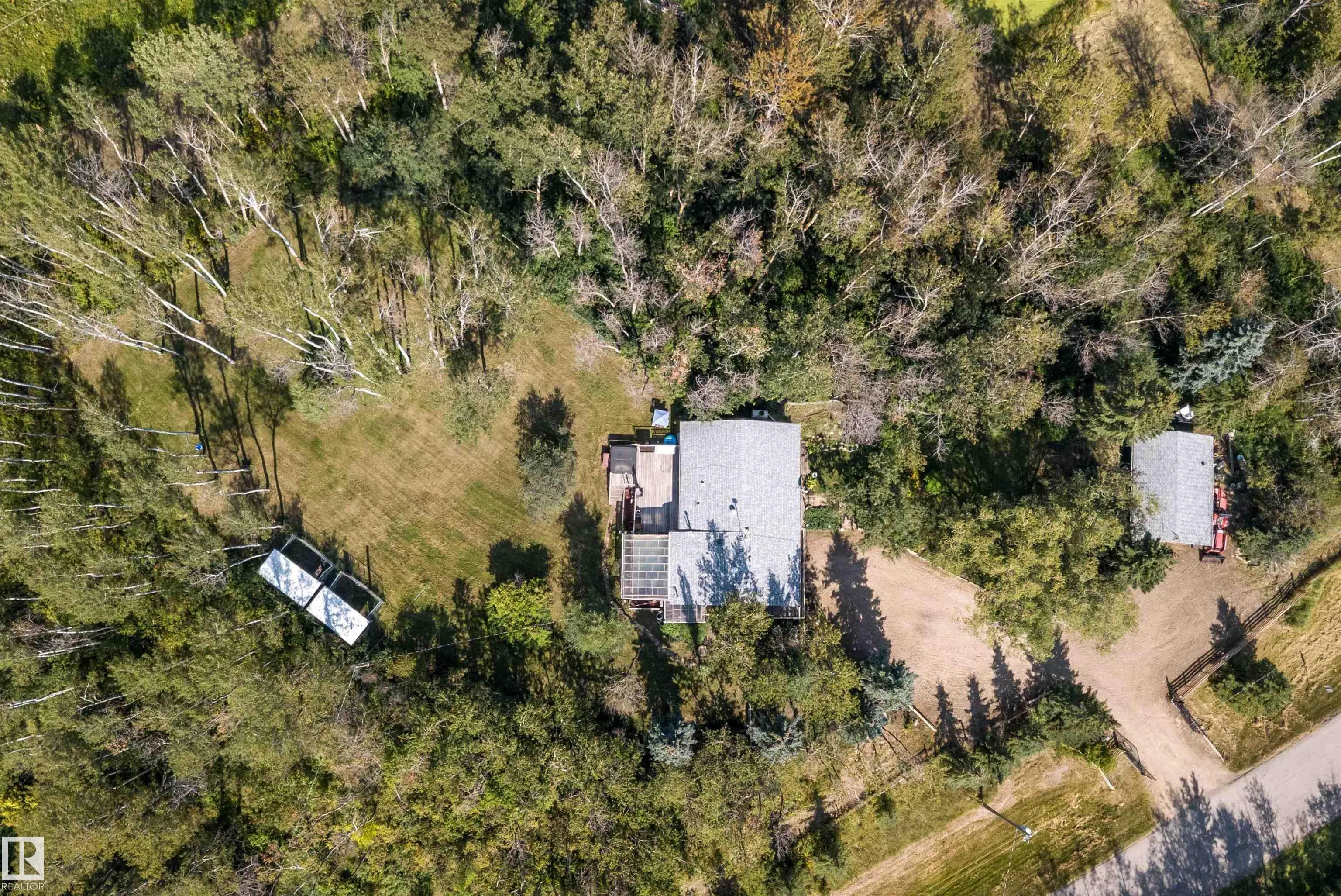 52010 RGE ROAD 233