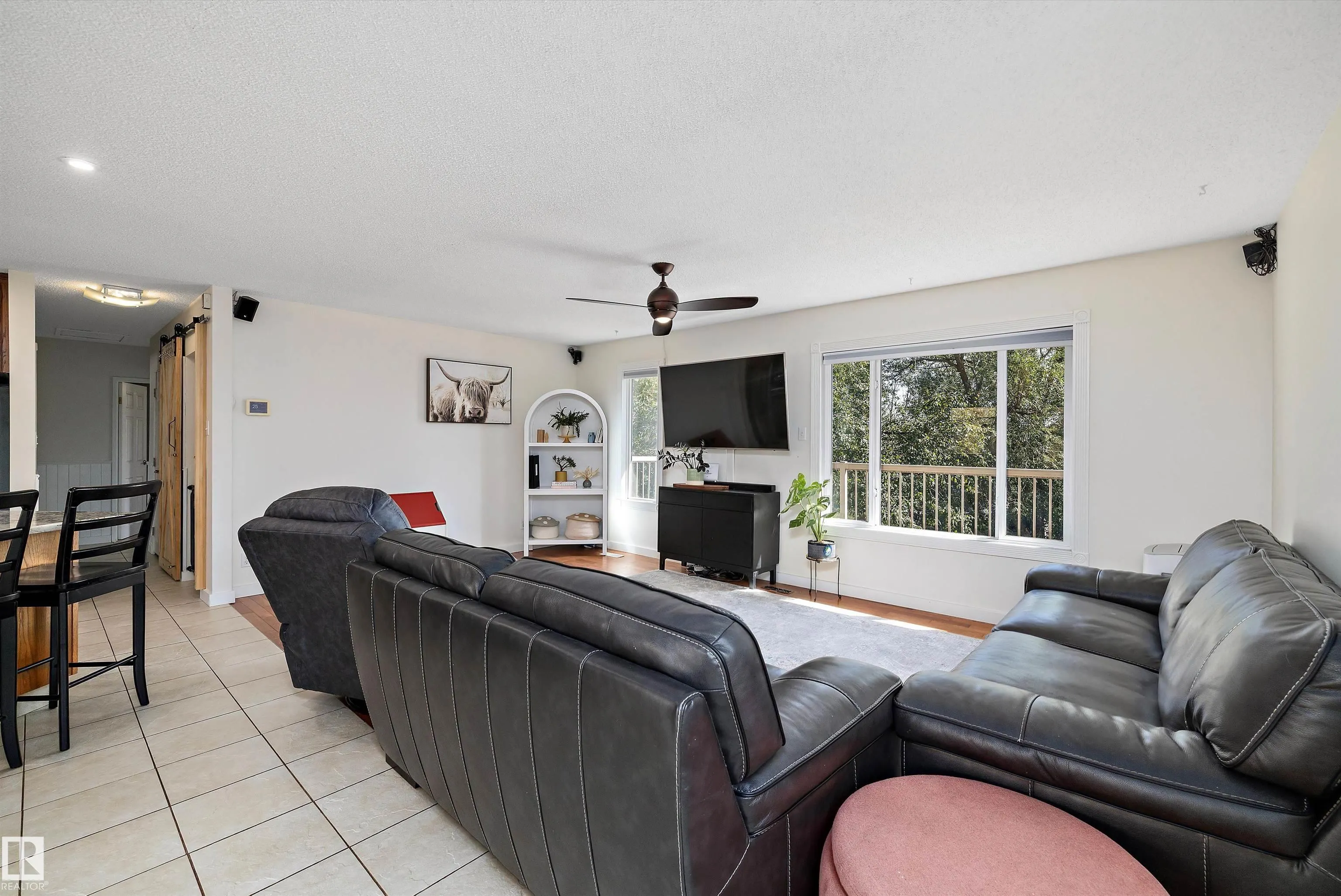 52010 RGE ROAD 233