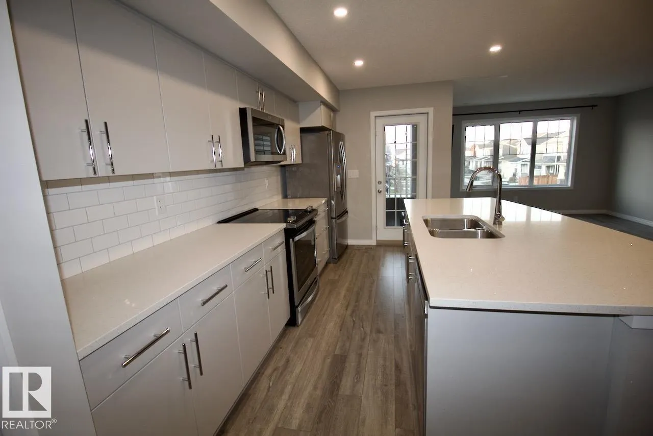 20307 16 Avenue