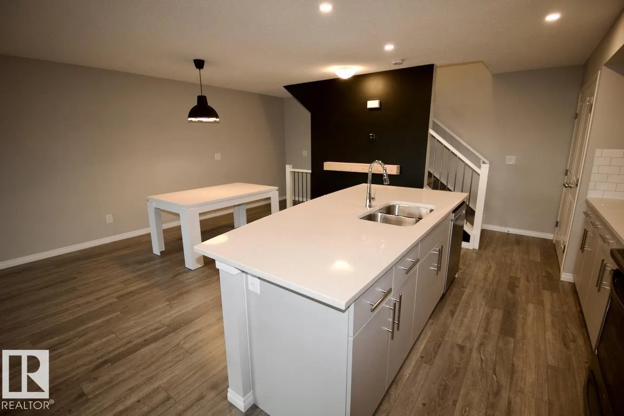 20307 16 Avenue