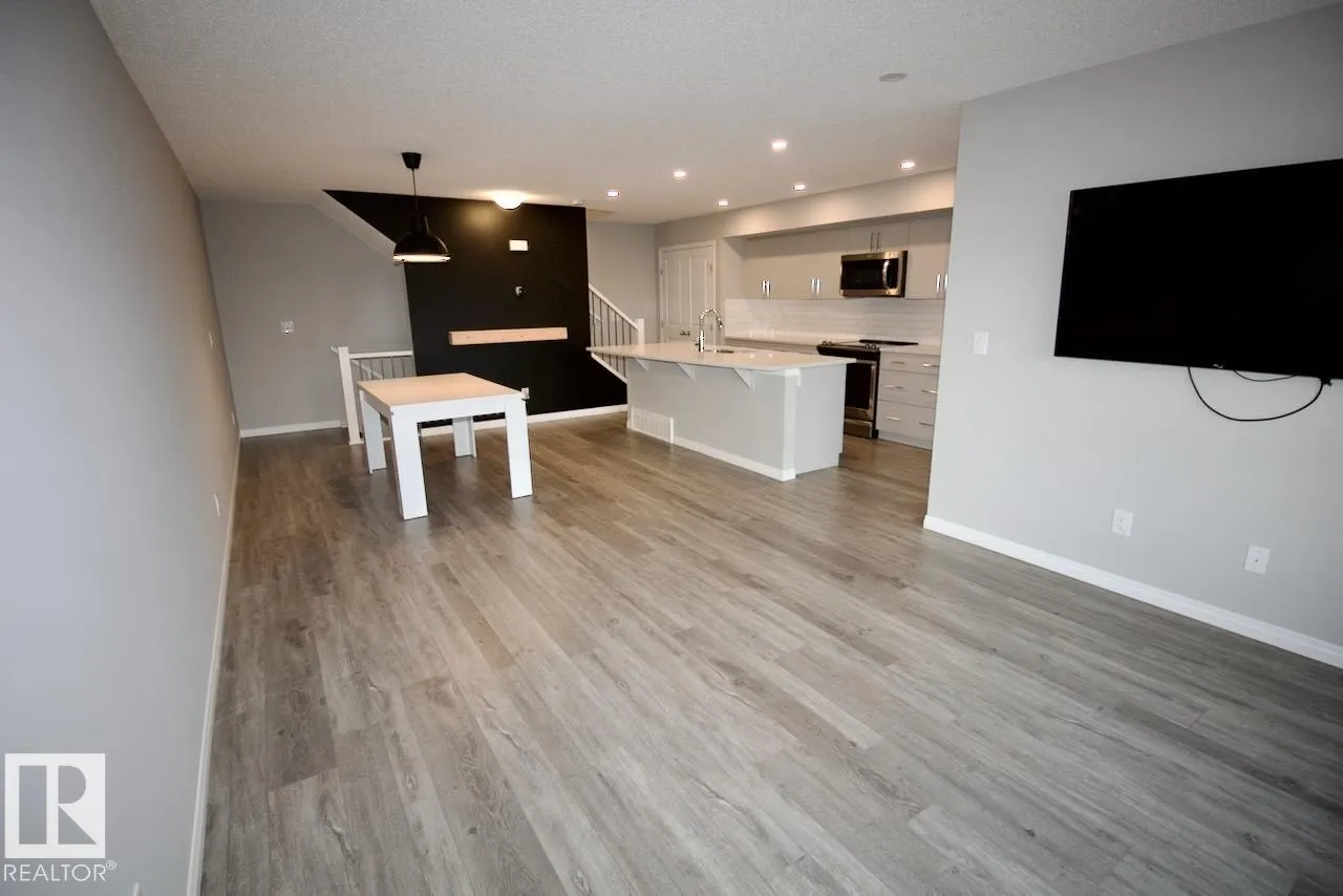 20307 16 Avenue
