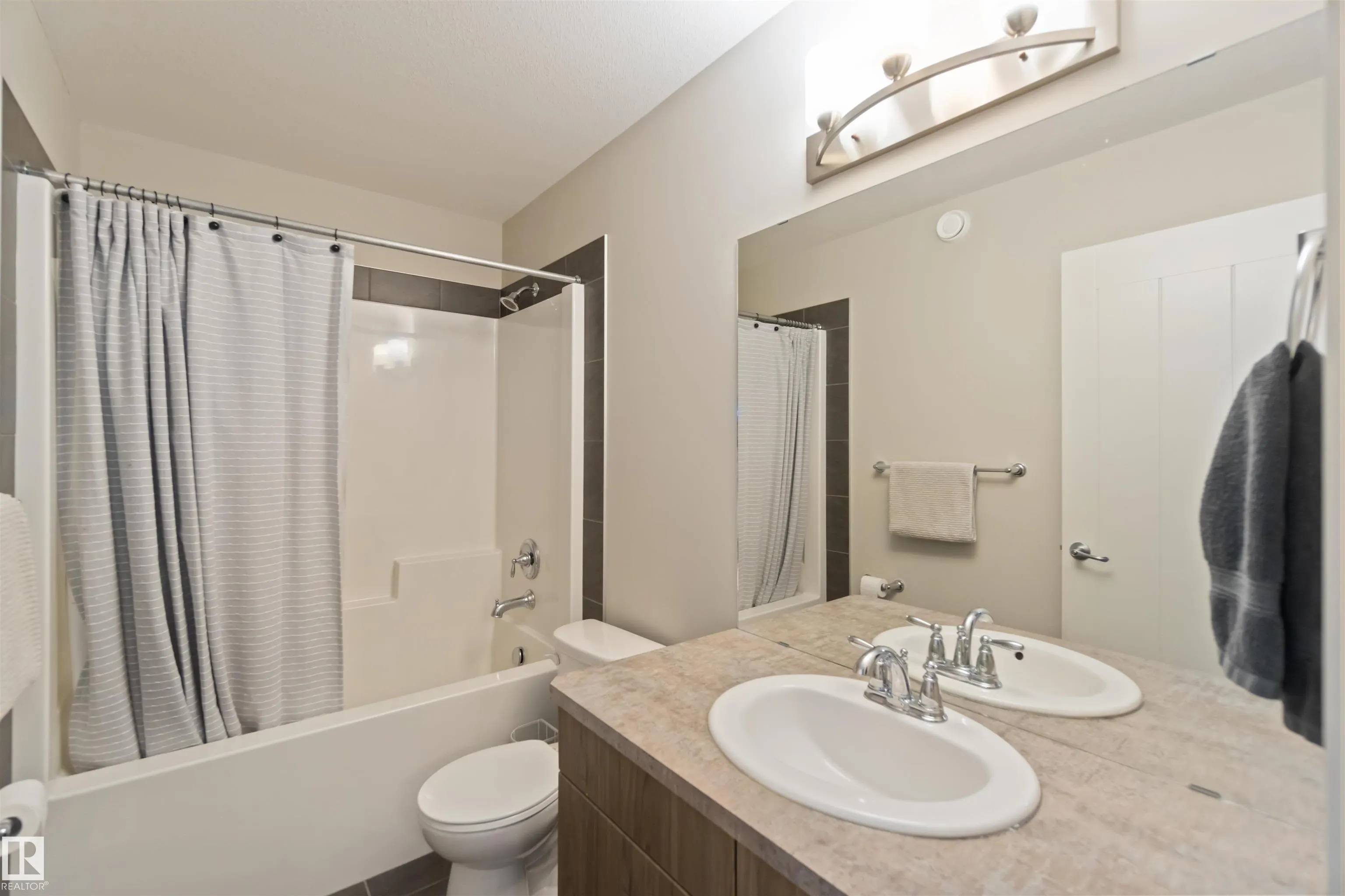 1748 WESTERRA Loop