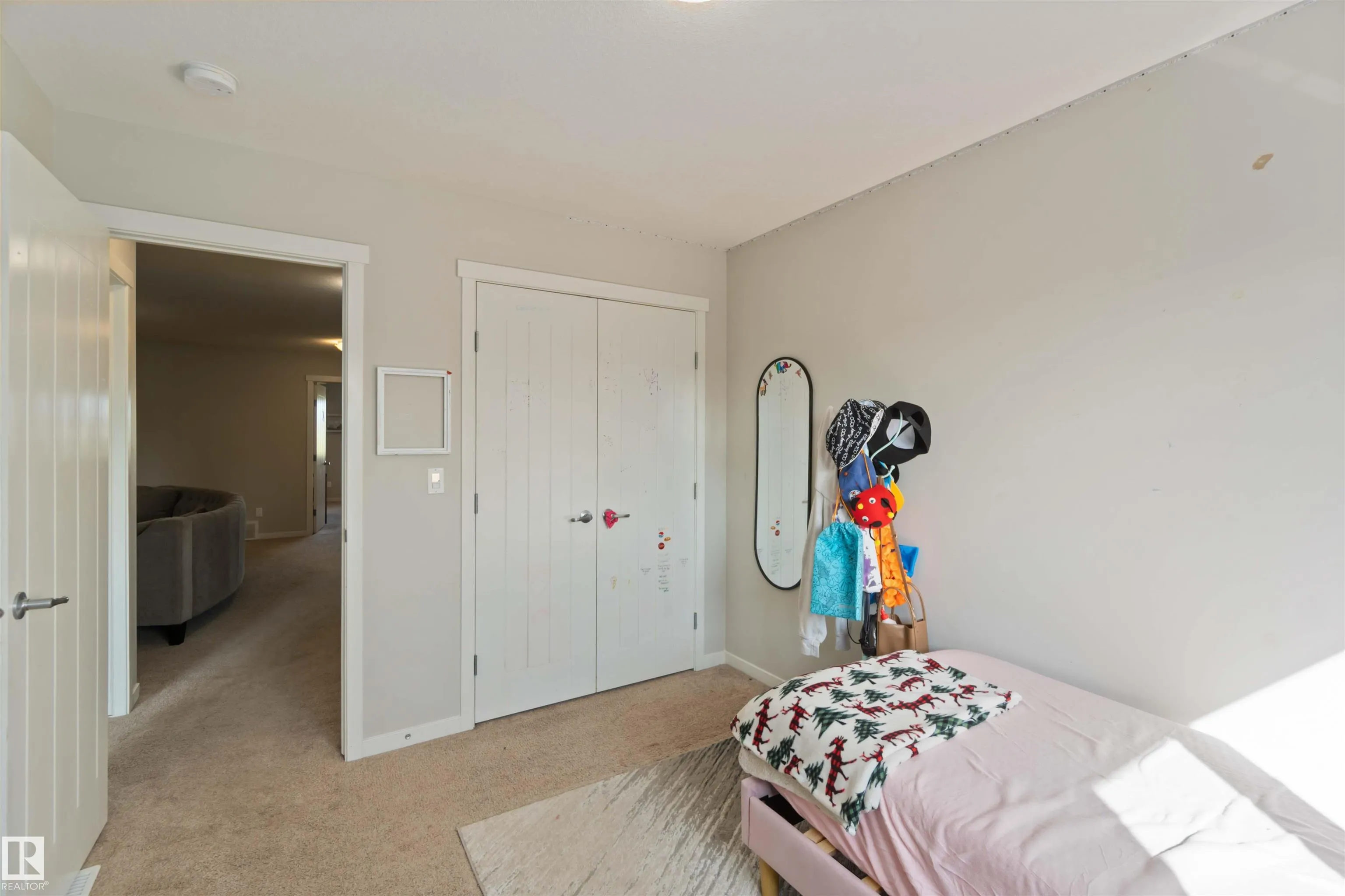1748 WESTERRA Loop