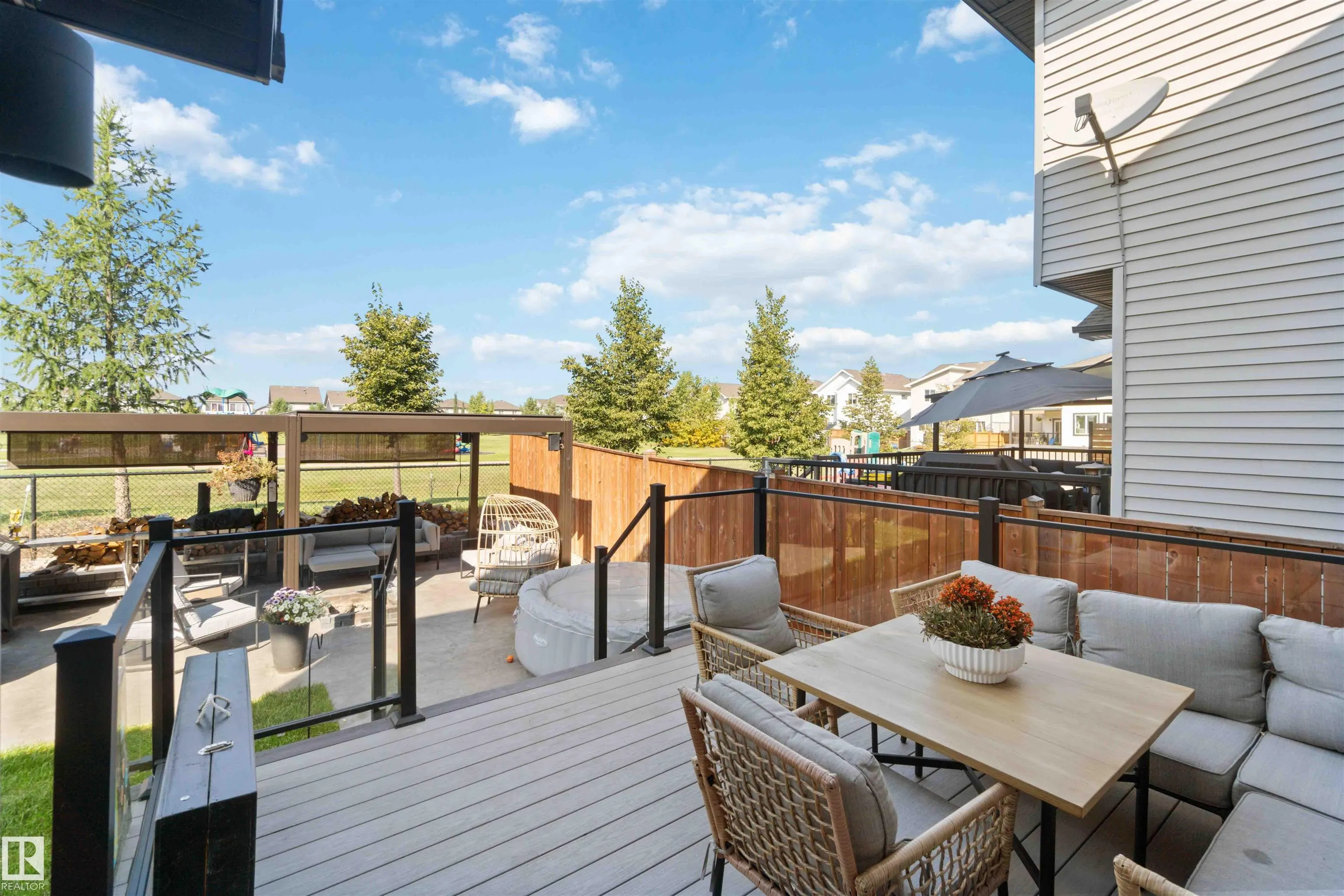 1748 WESTERRA Loop