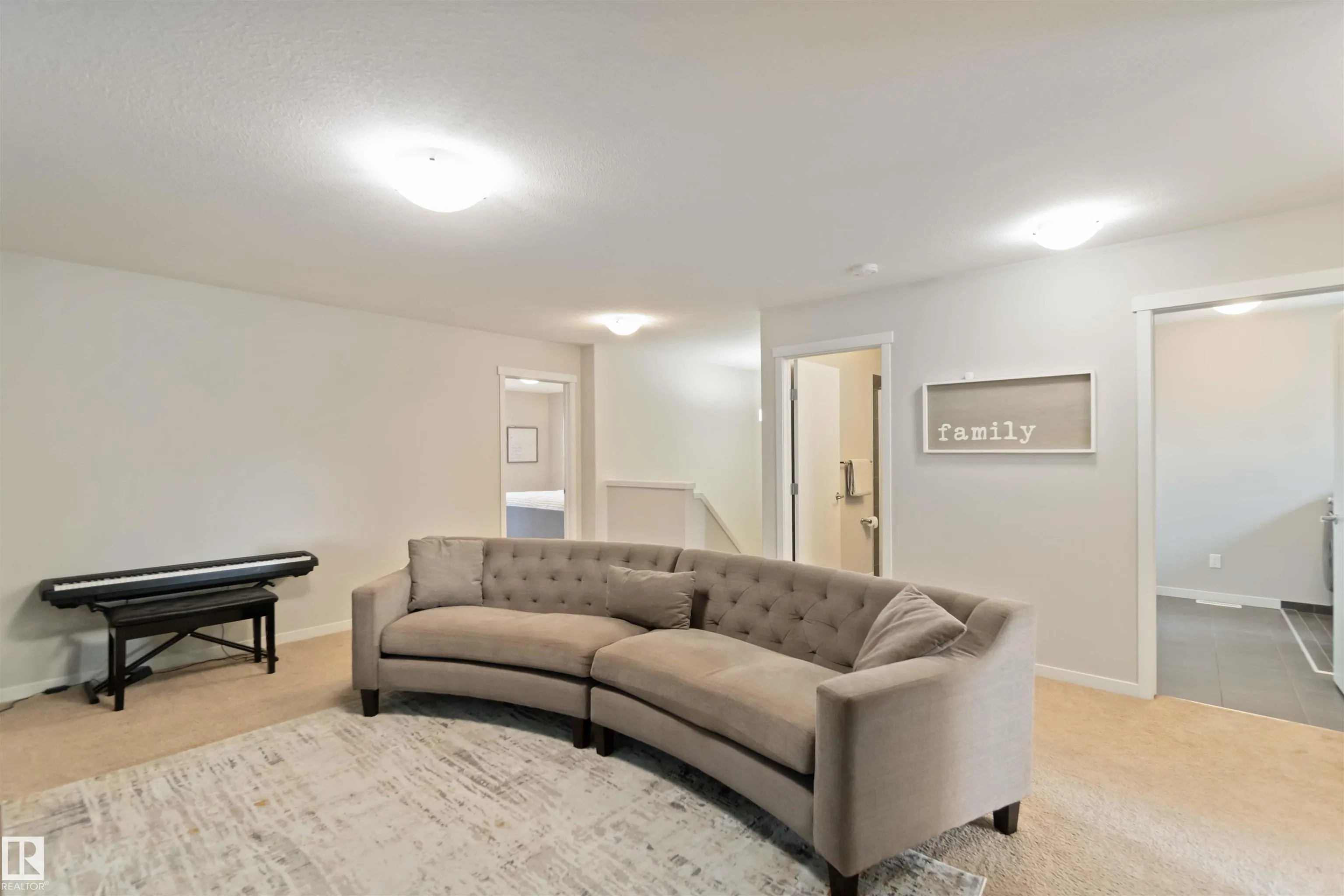 1748 WESTERRA Loop