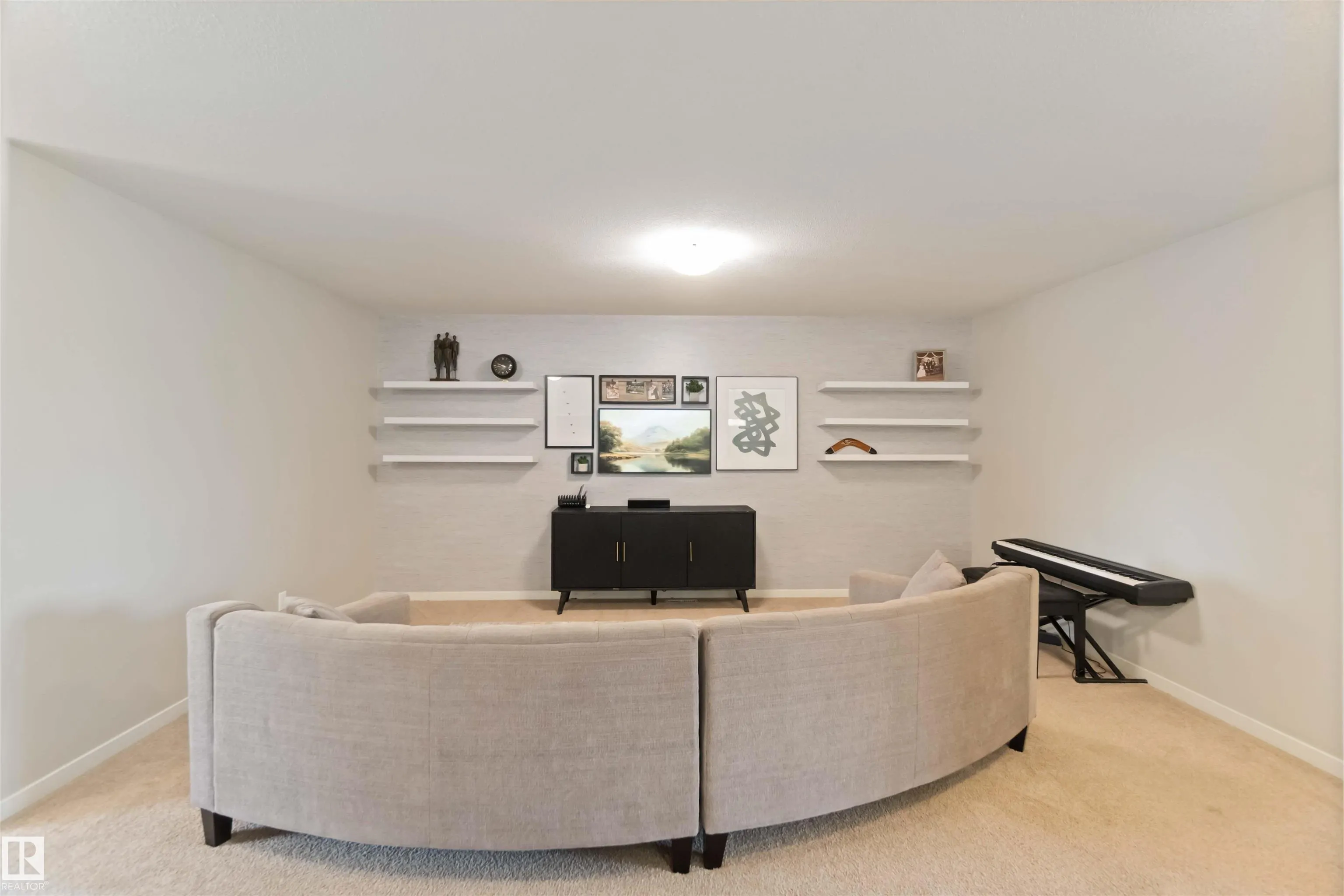 1748 WESTERRA Loop
