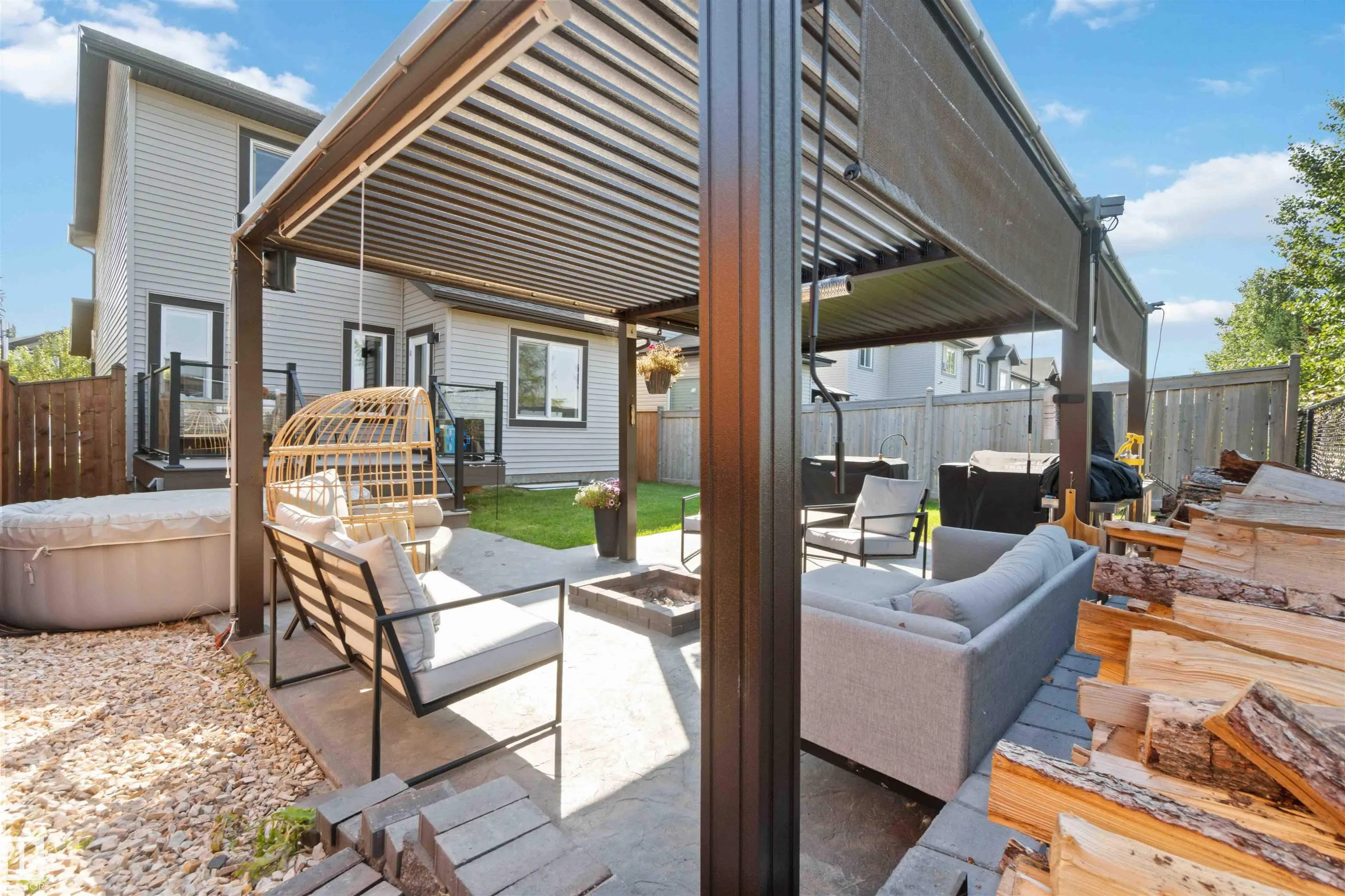 1748 WESTERRA Loop