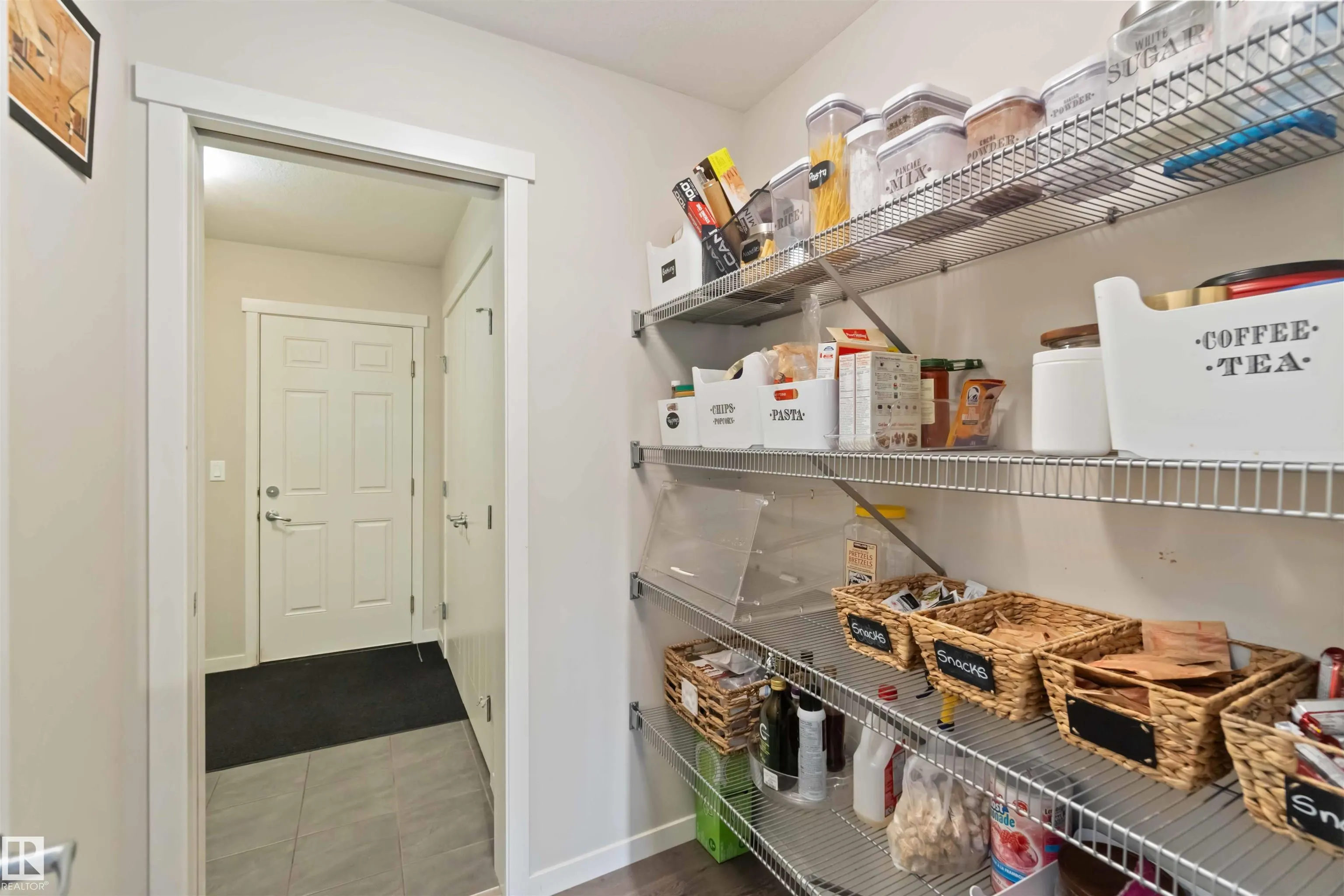 1748 WESTERRA Loop