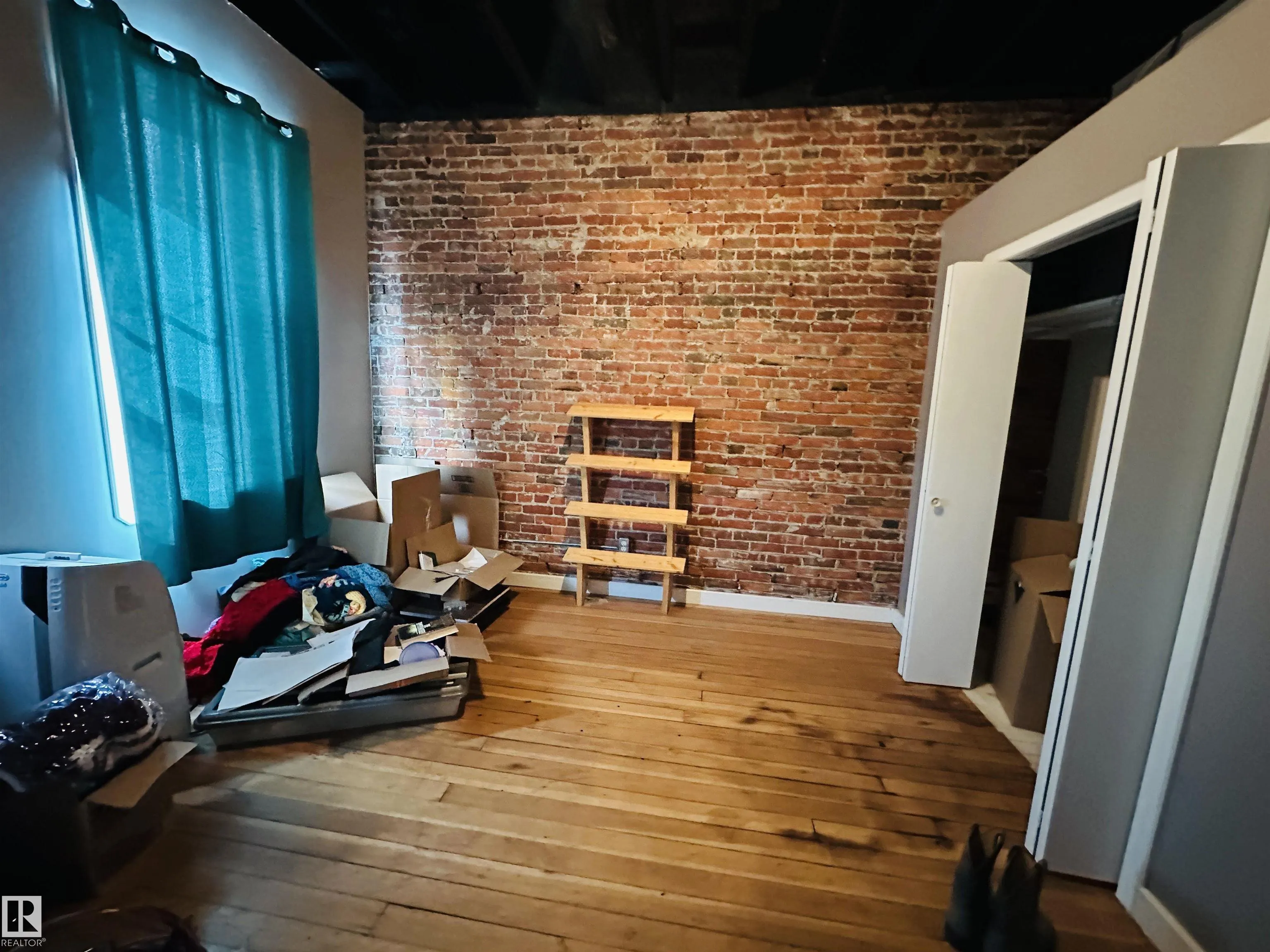4910 50 Street