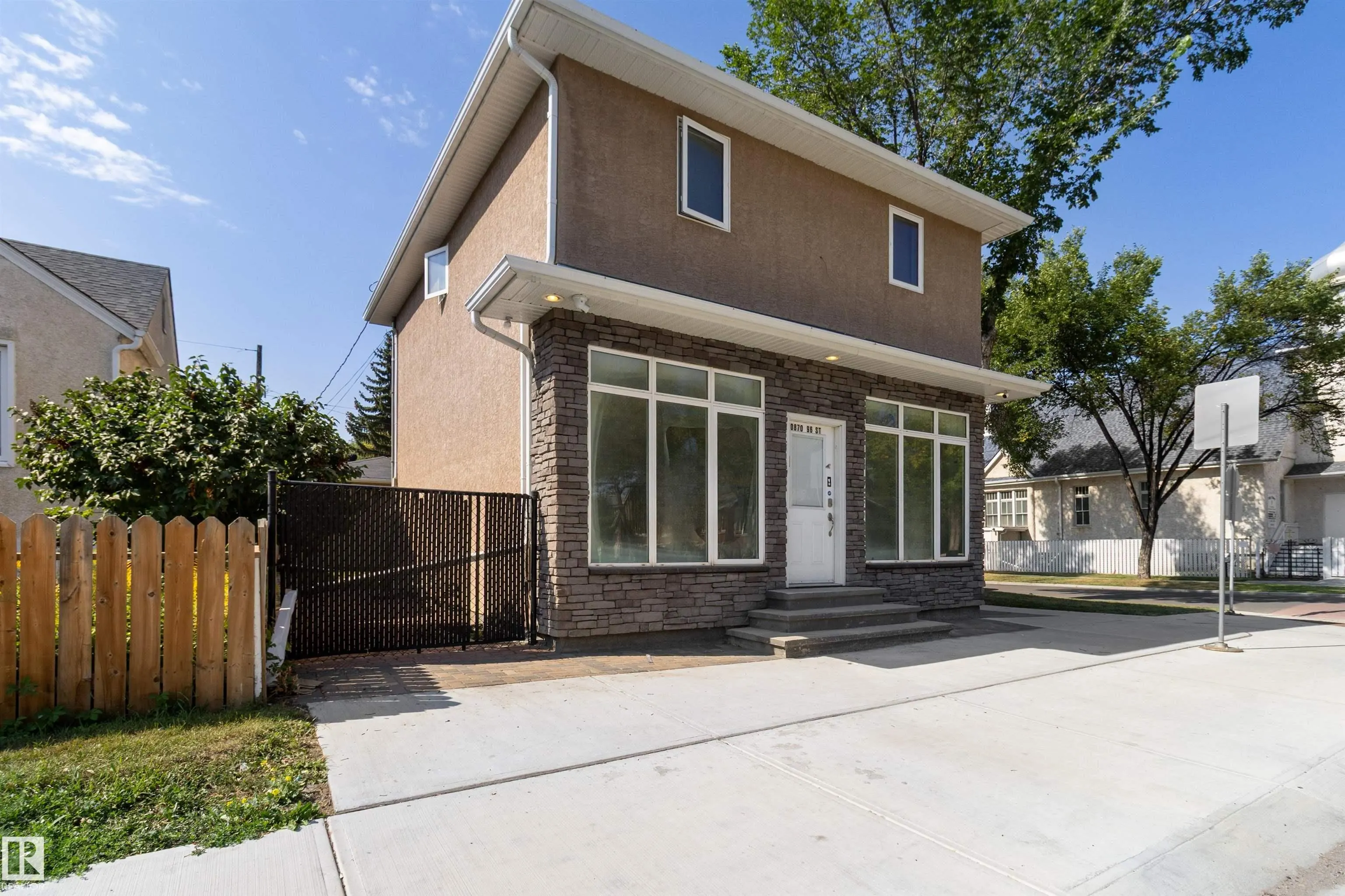 10870 96 Street