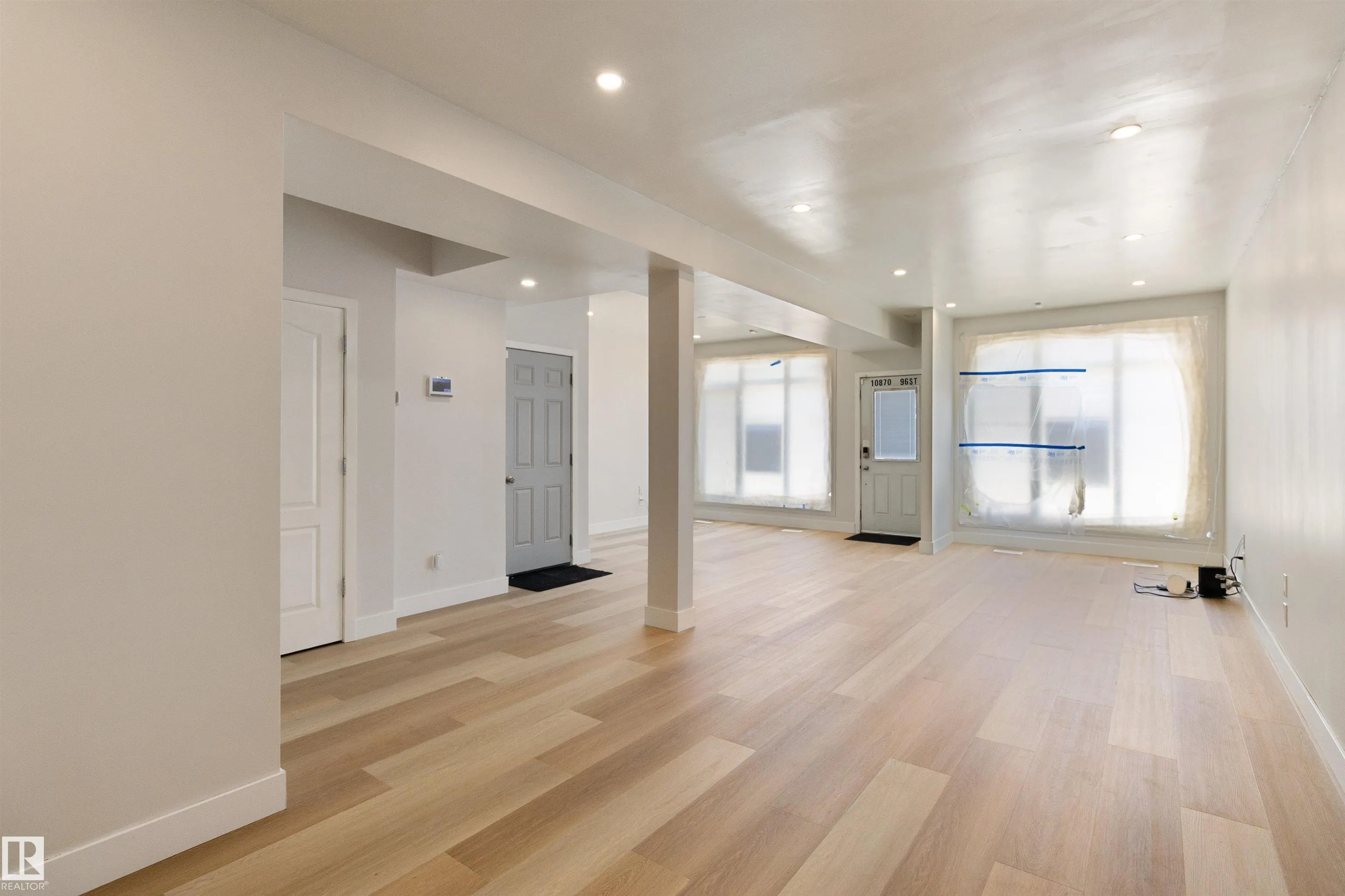10870 96 Street