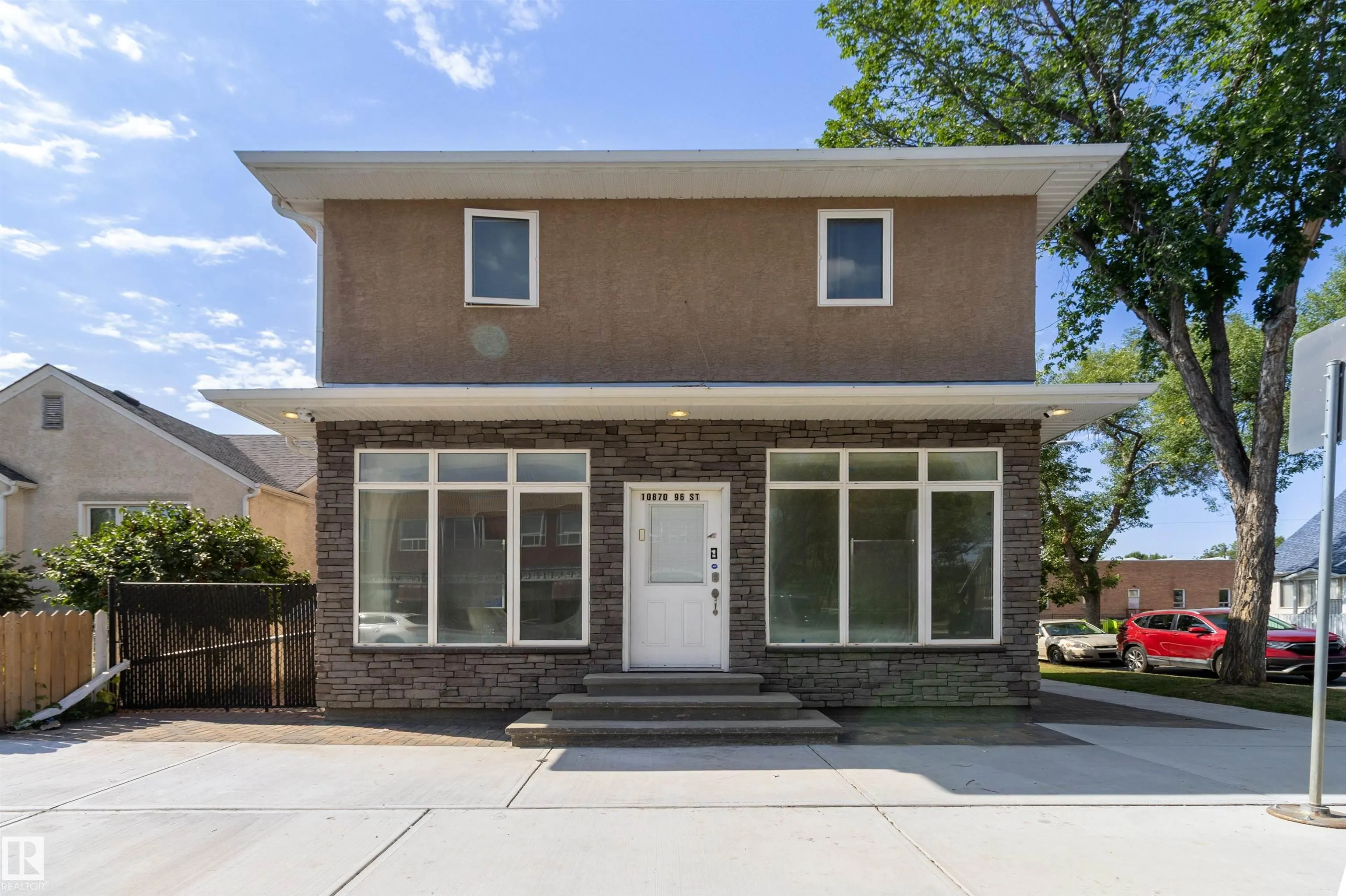 10870 96 Street