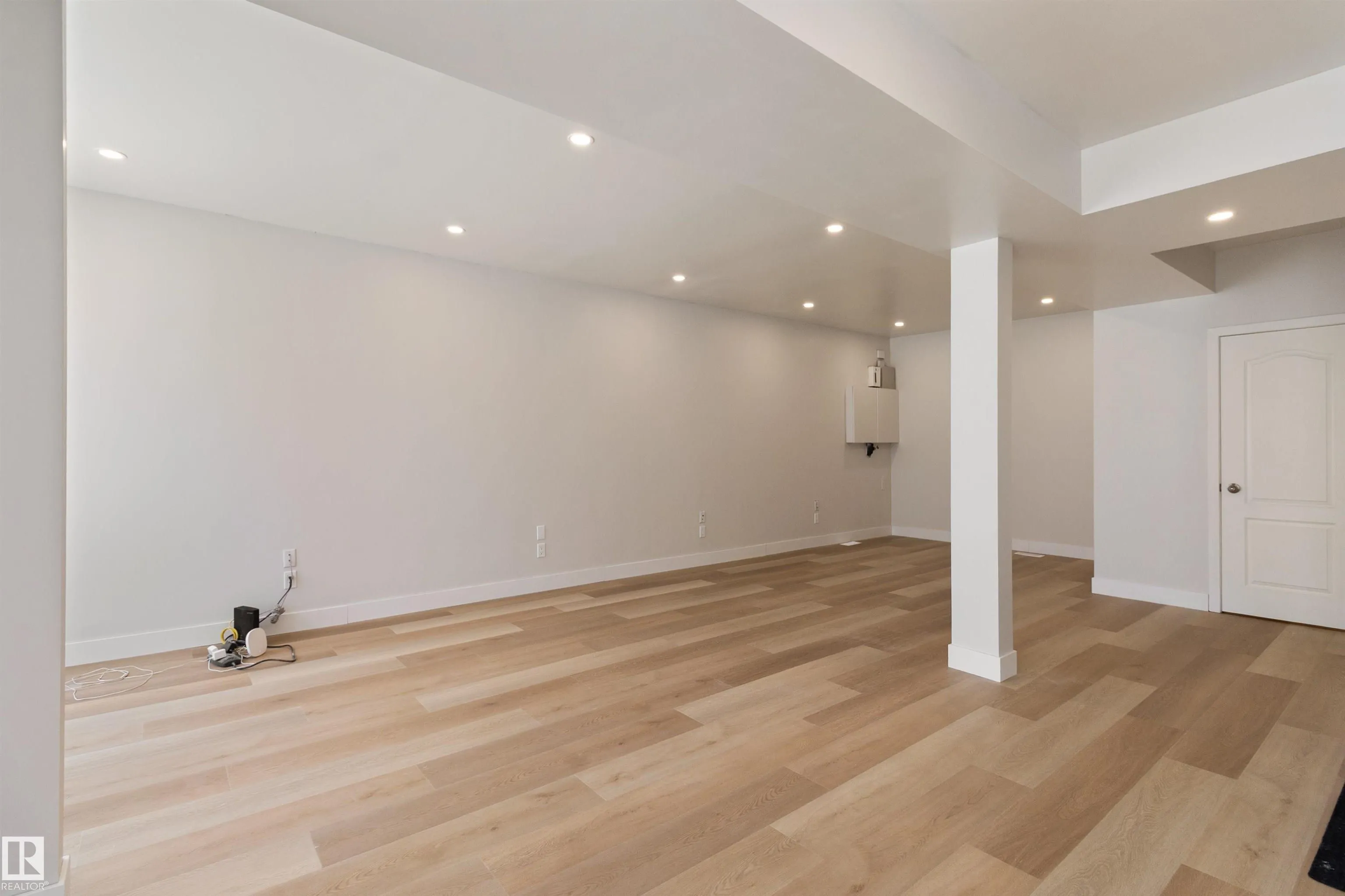 10870 96 Street