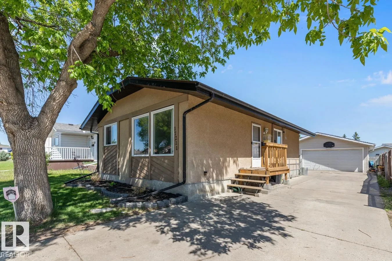 17211 102 Street