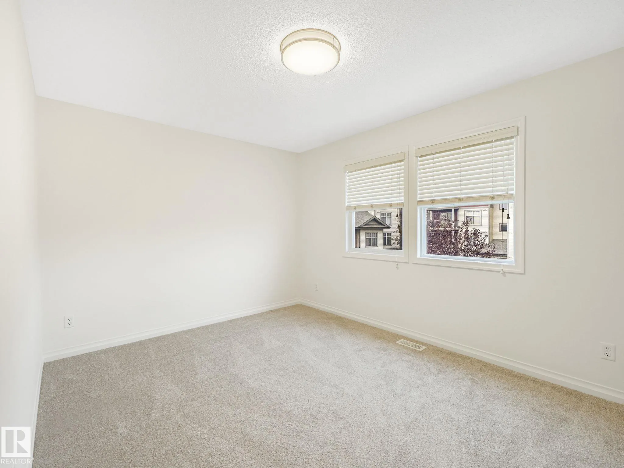 1214 AINSLIE Way