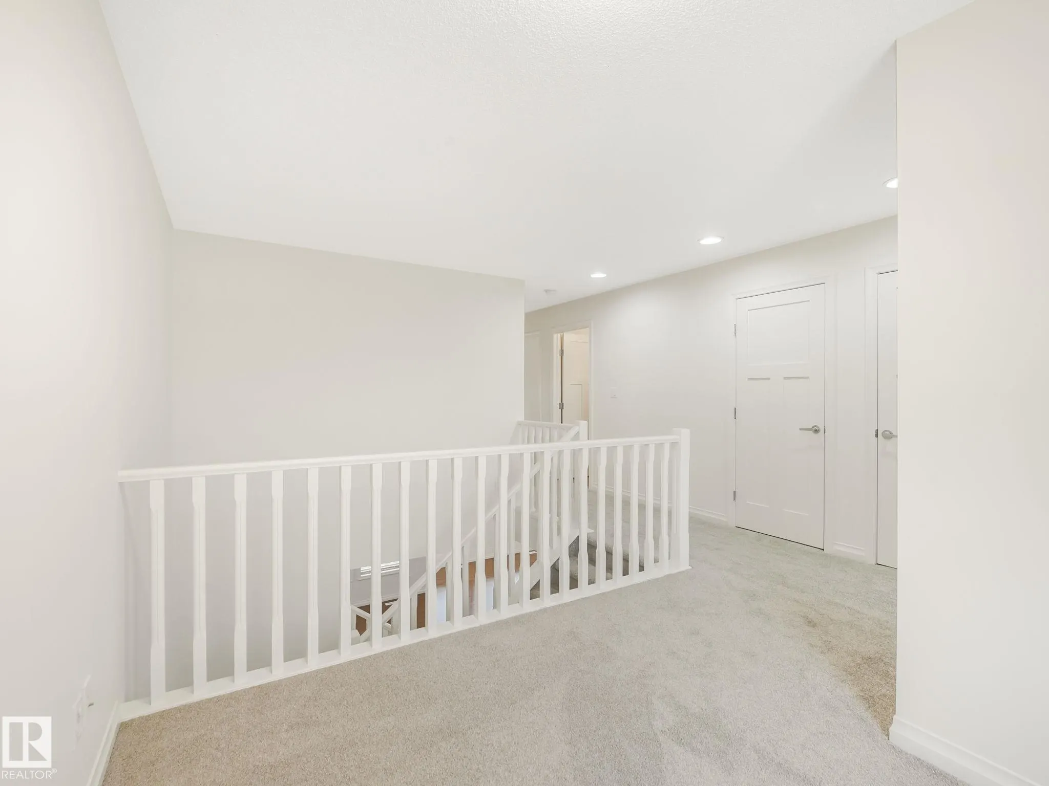 1214 AINSLIE Way